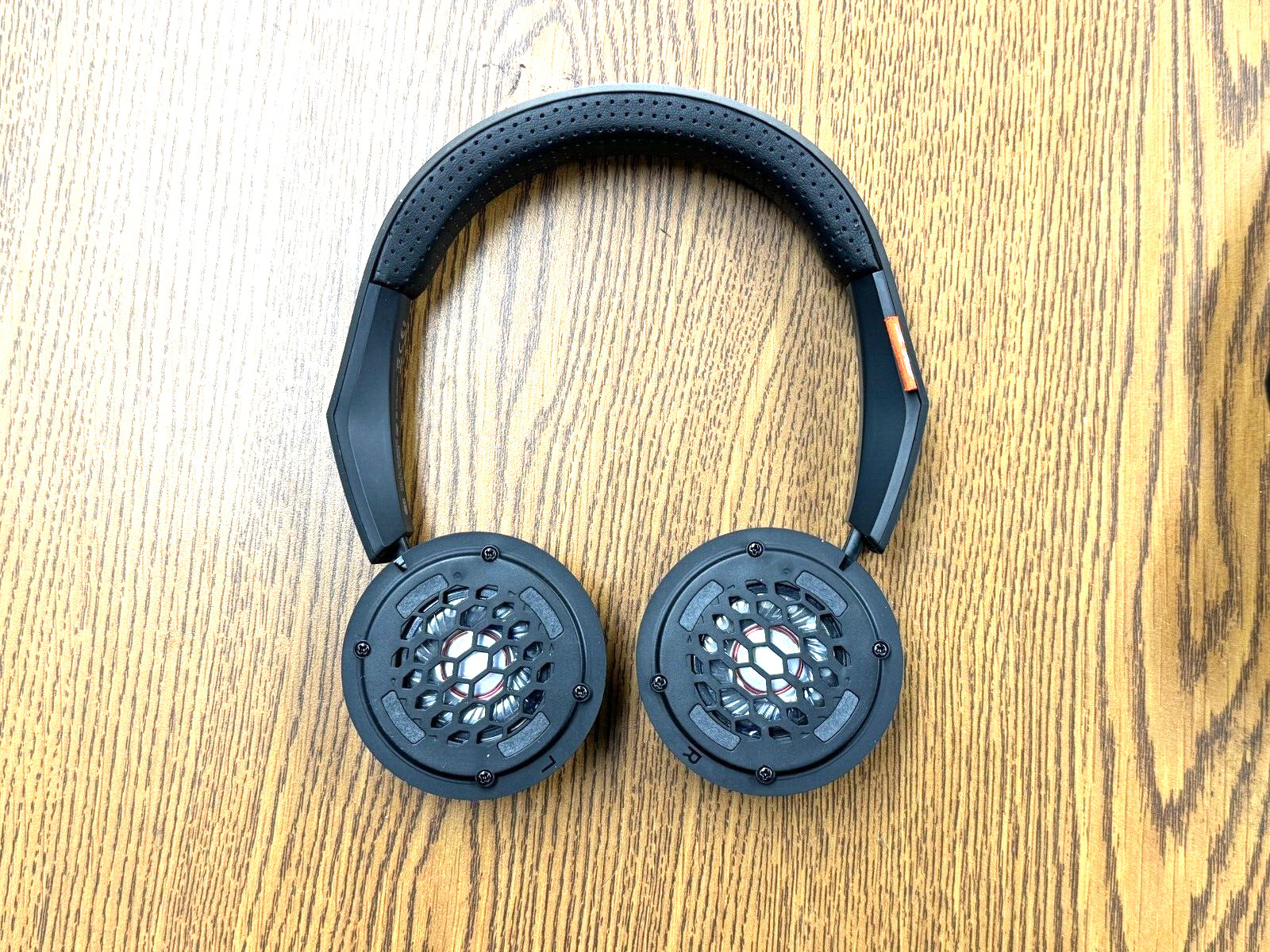 Plantronics BackBeat 505 Wireless Bluetooth Sport Headphones Black