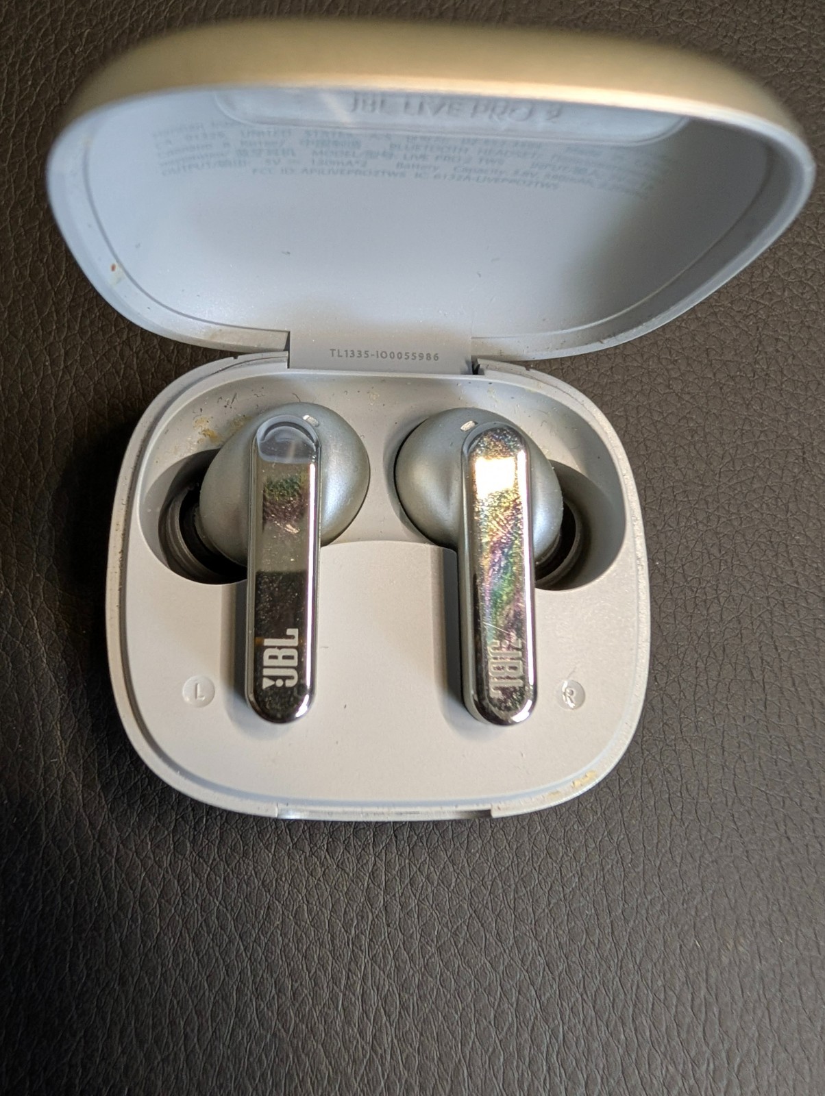 JBL Live Pro 2 True Wireless Noise Cancelling Earbuds Silver – Used Very Good
