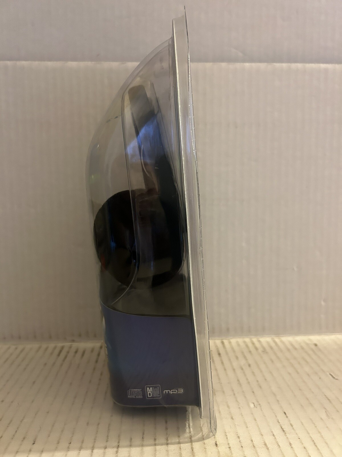 COBY CV-H56 Compact Folding Digital Stereo Headphones (2005)