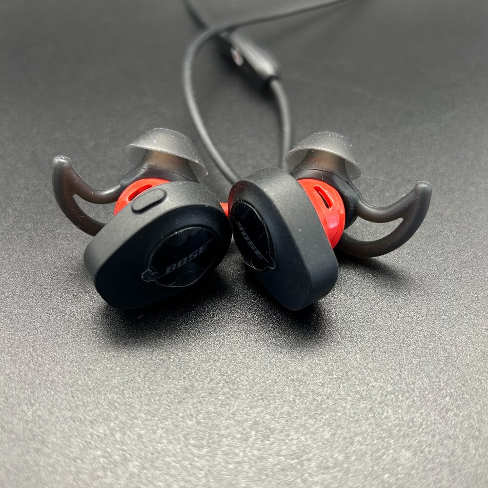 Bose SoundSport Pulse Heart Rate Monitor Wireless Bluetooth Headphones -Red