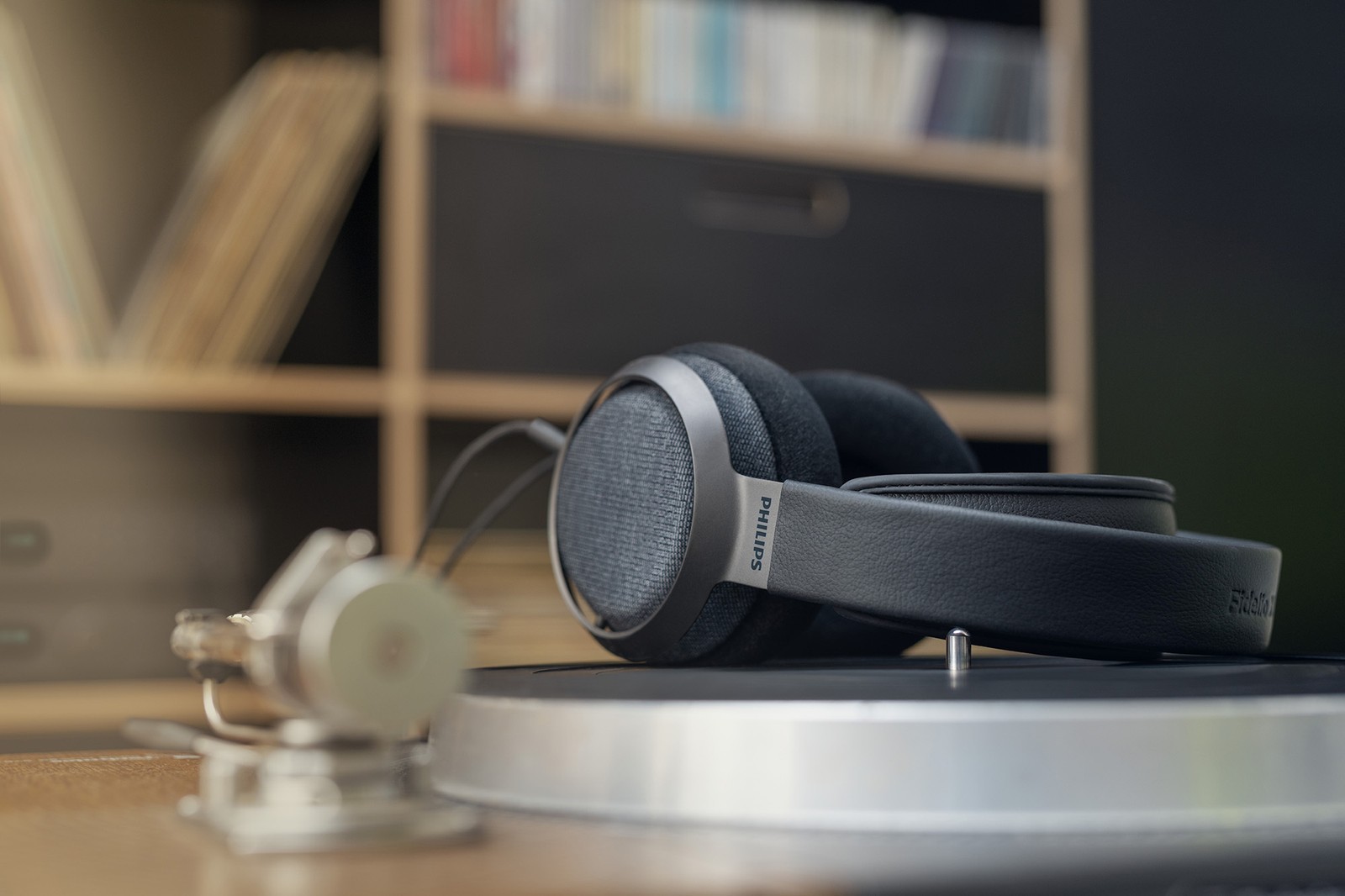Philips Fidelio X3 Wired Over Ear Open Back Headphones AMAZING Audio