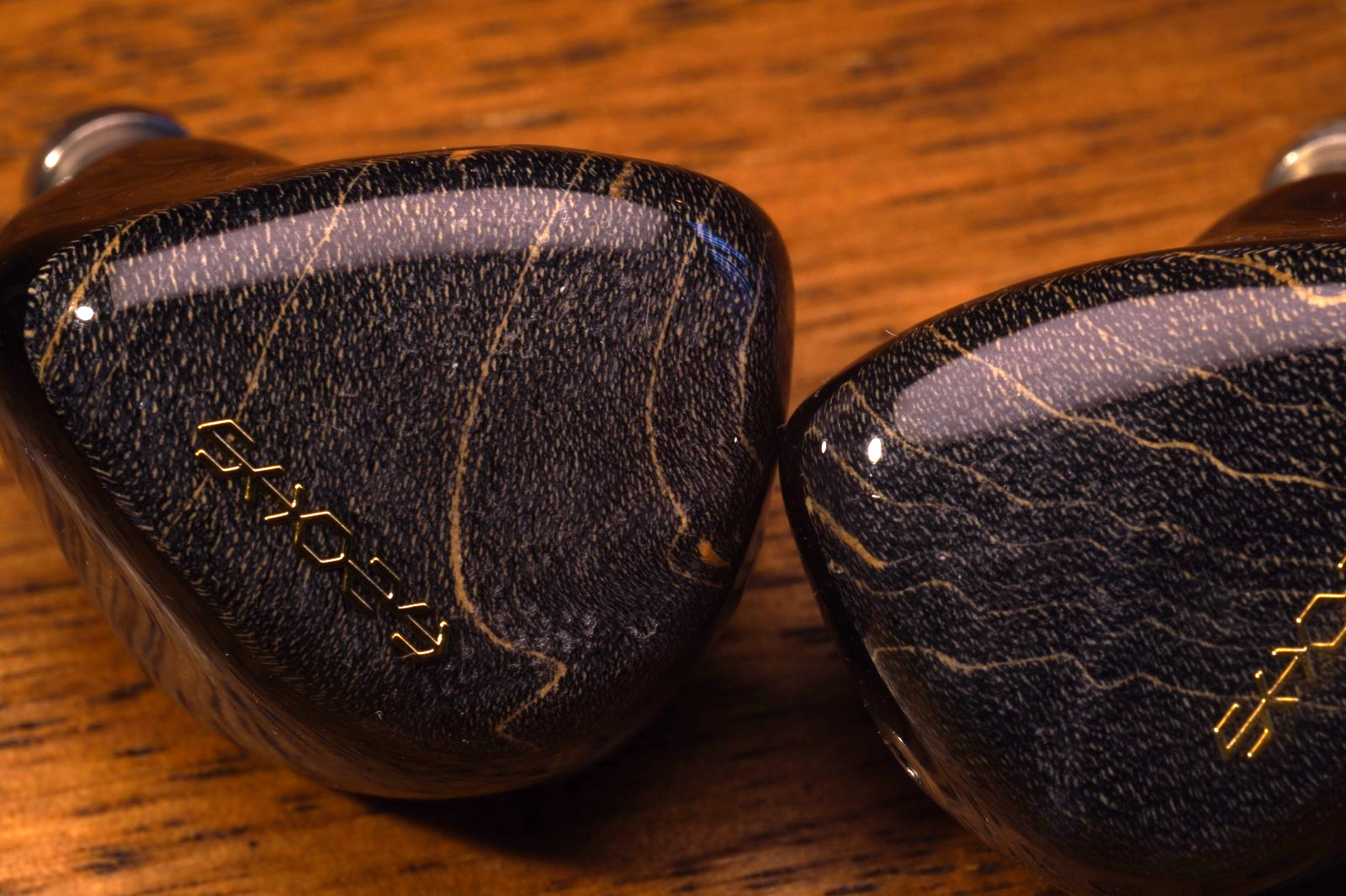 Shozy Form 1.4 Hybrid 5 driver IEM. Smooth analog sound