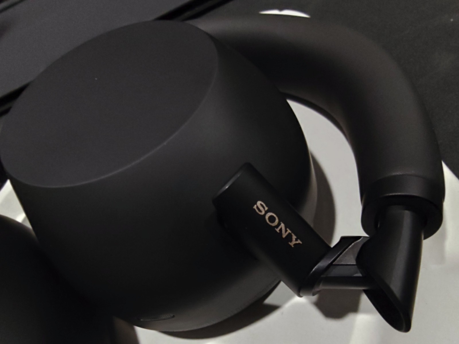 Sony WH-1000XM6 Noise Canceling Wireless Headphones Black + Wicked EarPads