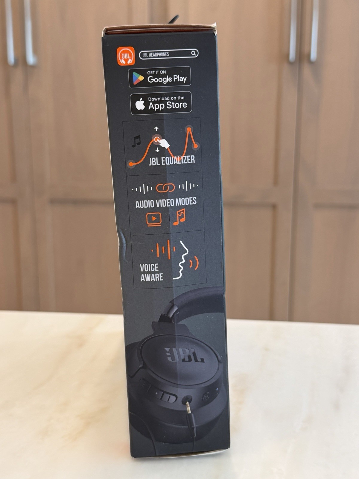 JBL Tune 720BT Black Wireless Headphones Model: JBLT720BTBLKAM – New Open Box