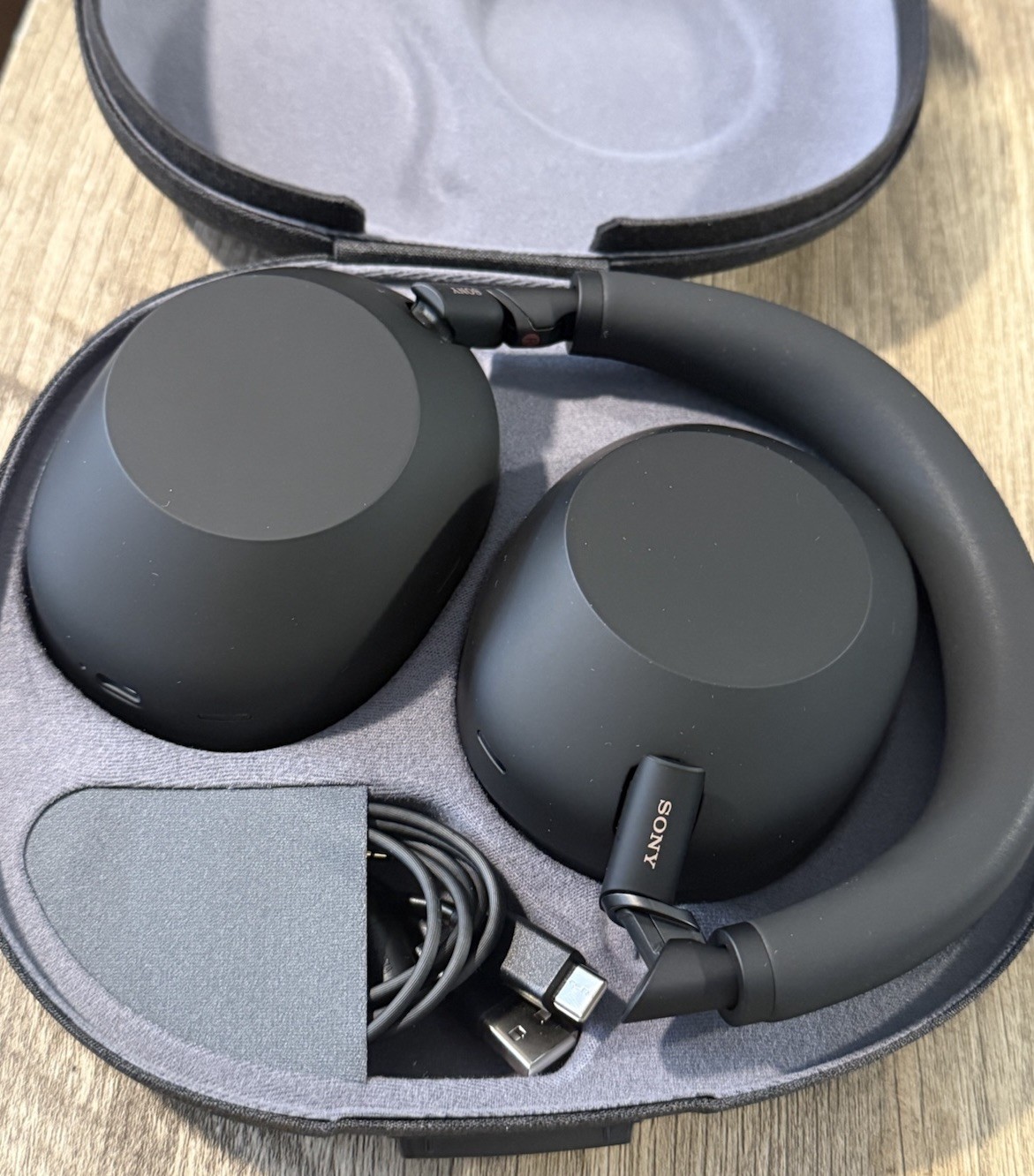 NEW Sony WH-1000XM6 Wireless Noise Canceling Headphones – Black