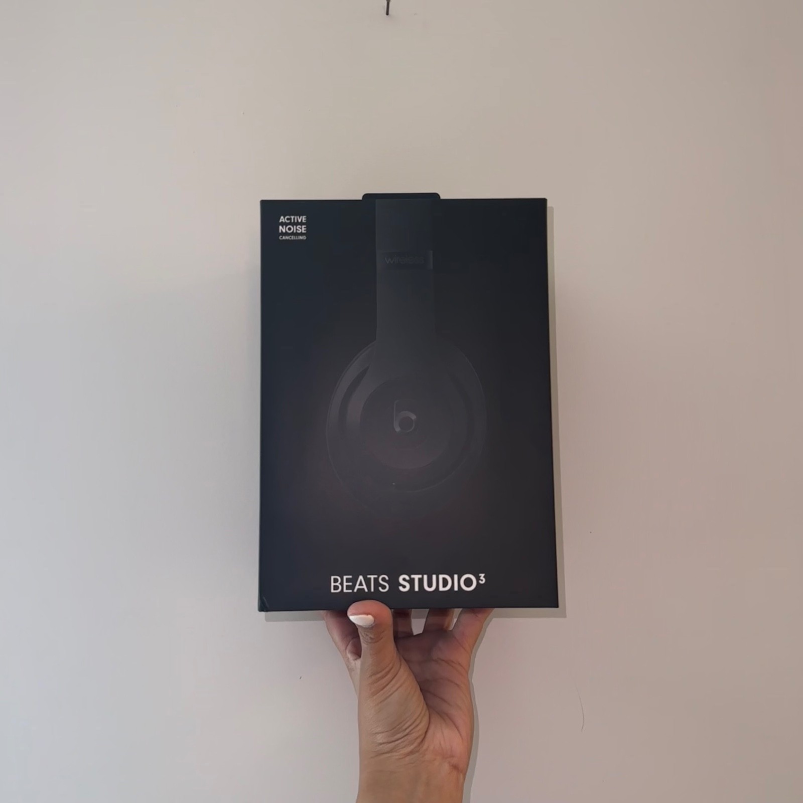 Beats by Dr. Dre Studio3 Over the Ear Wireless Headphones – Black