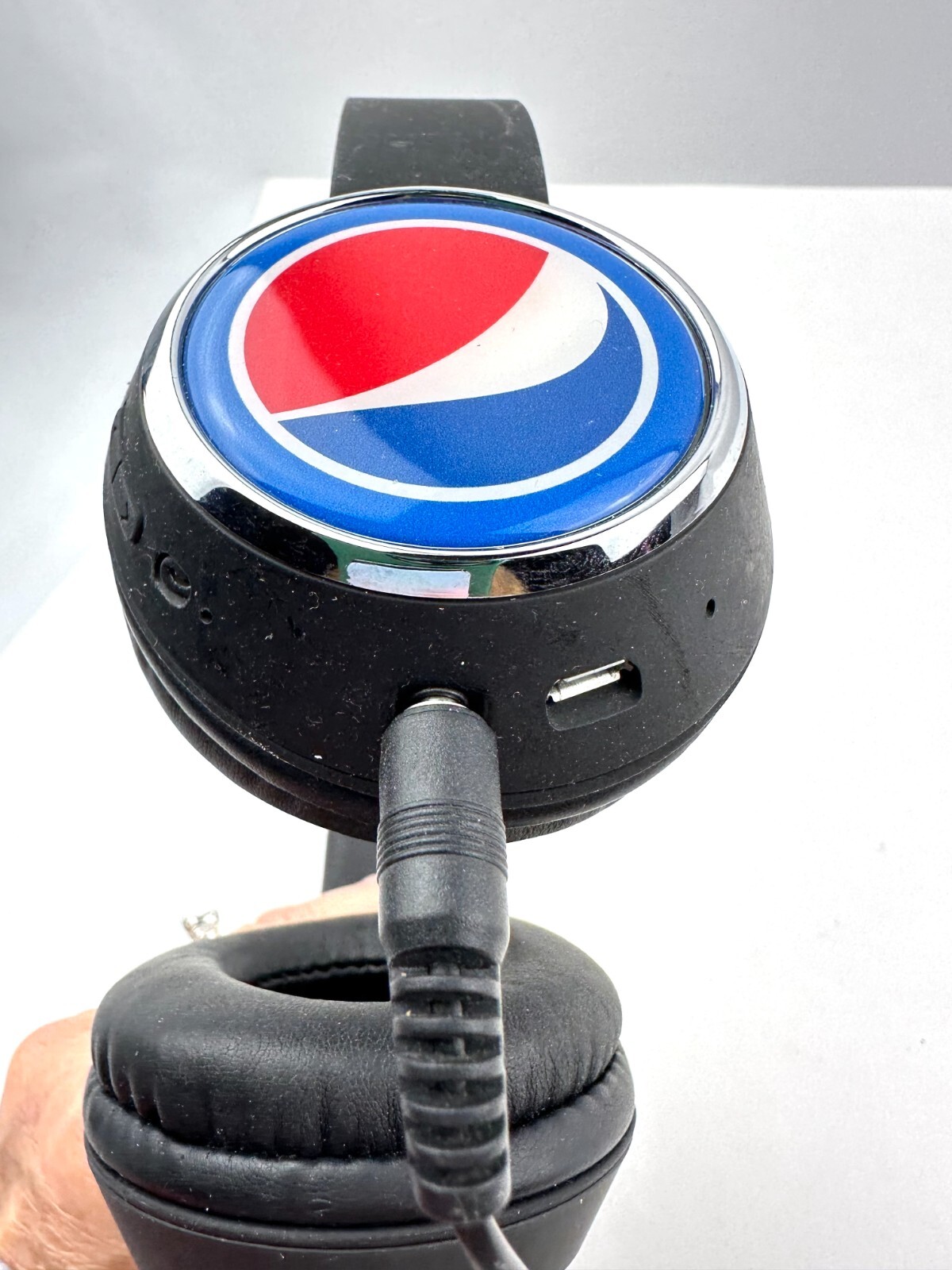 Pepsi Logo Original Audio Headphones 1.5mm Jack – Removable Cord 6′ – Rare