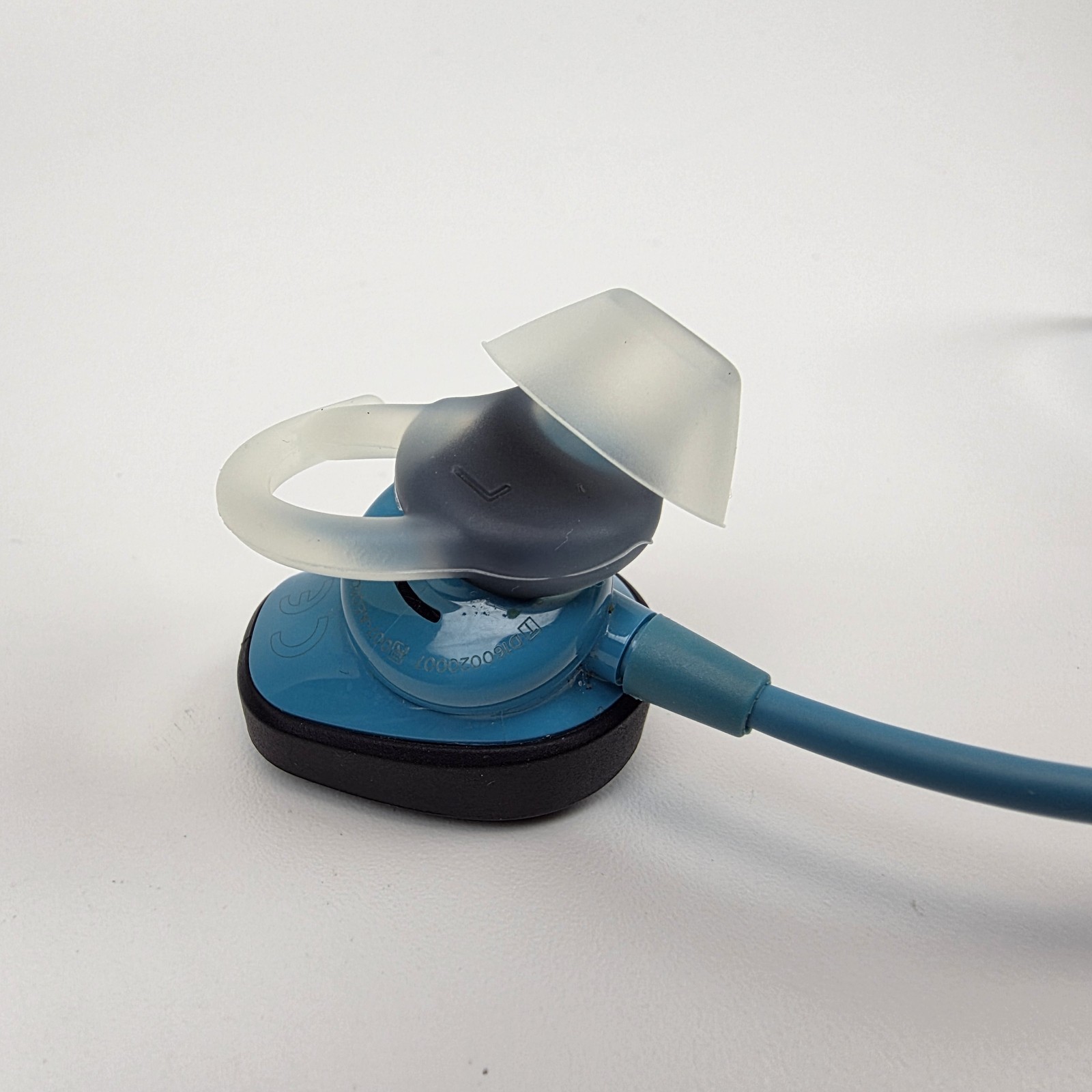 Bose SoundSport Wireless Bluetooth Earbuds Sport Headphones w/ Case