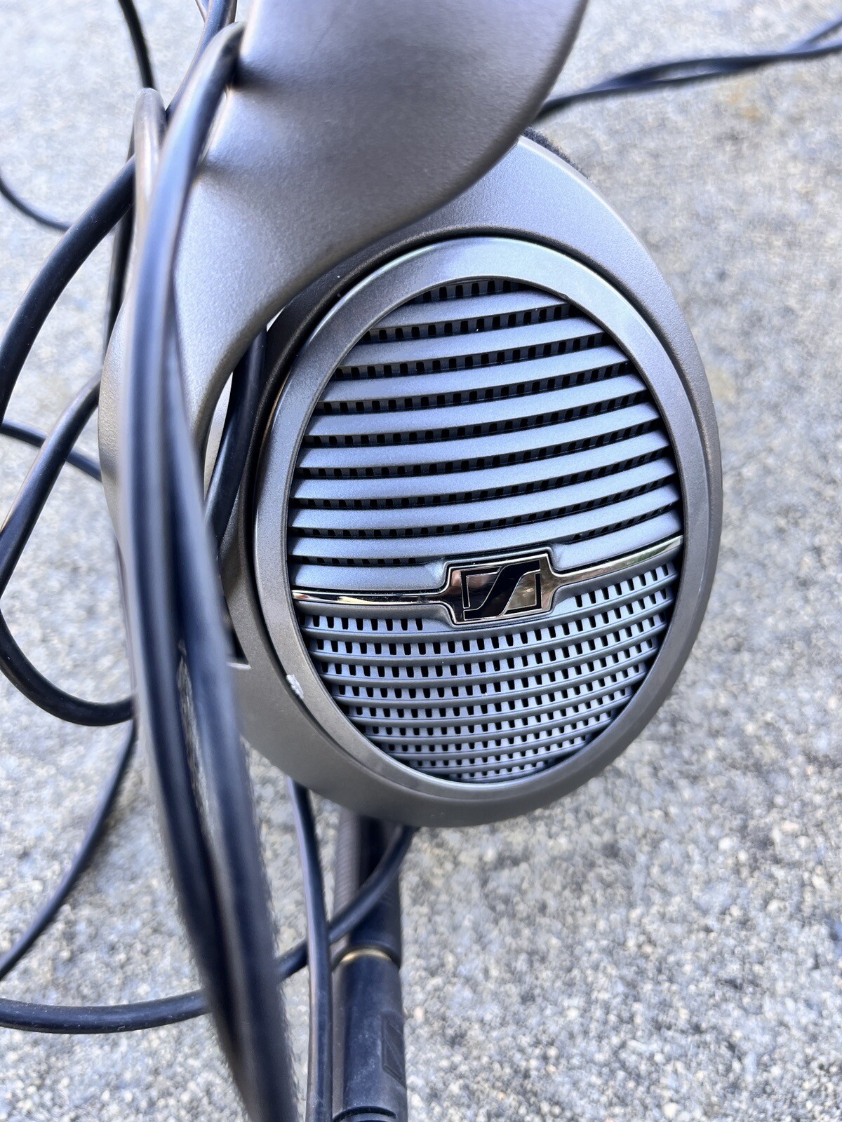 Sennheiser Hd 518 Black /Grey Over Ear Headphone