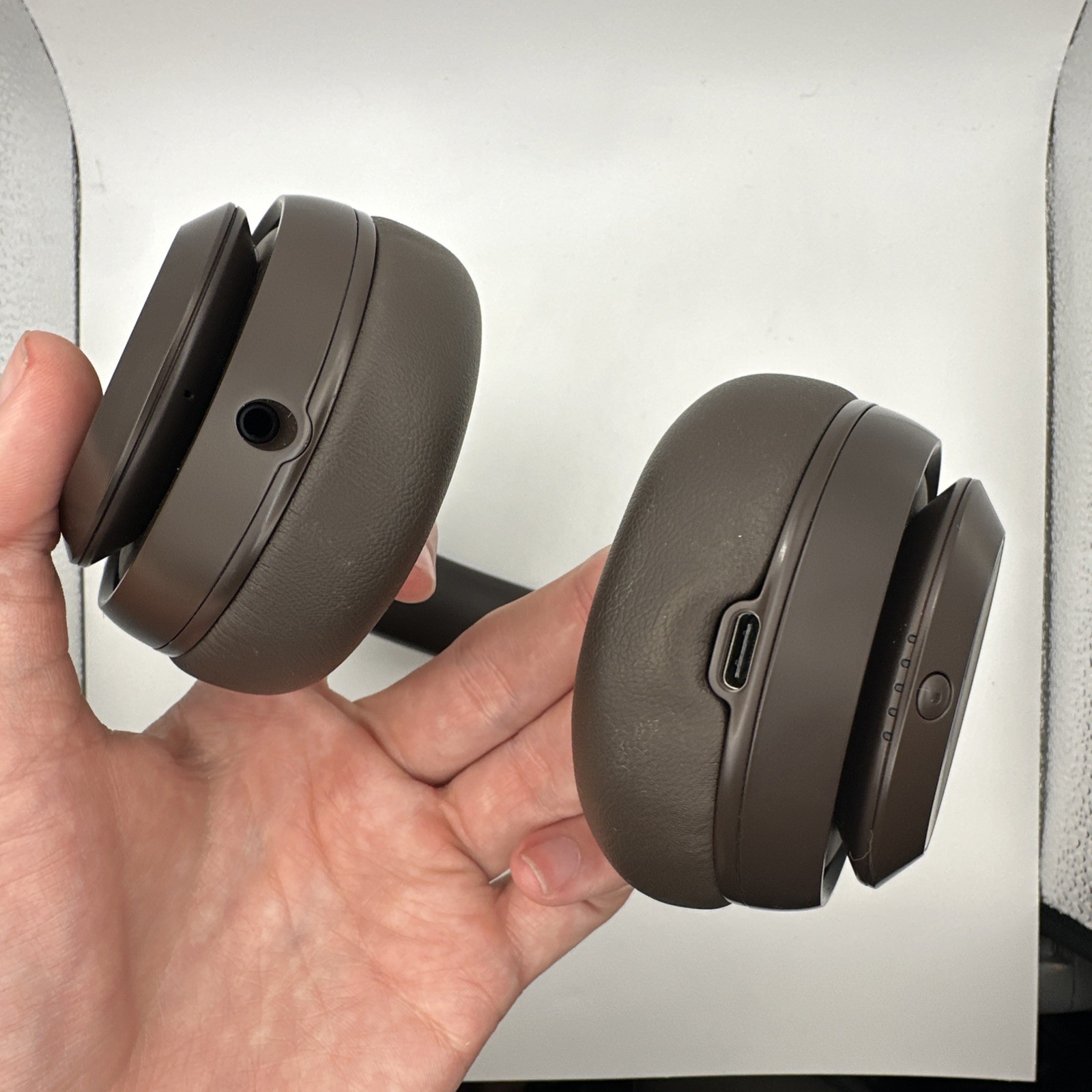 Beats Studio Pro Wireless Noise Cancelling Brown