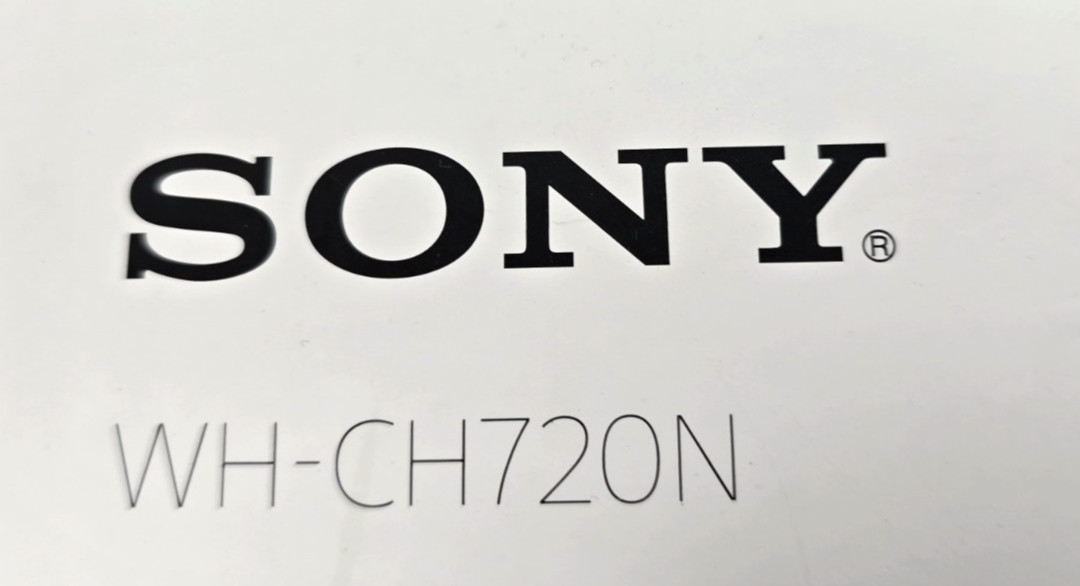 Sony WH-CH720N Wireless Noise Canceling Bluetooth Headphones Black Complete