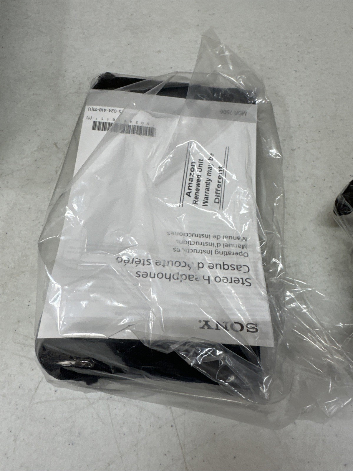 Sony MDR-7506 Headphones – Open Box
