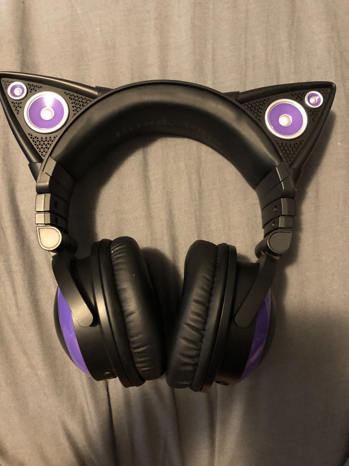 New, Purple Cat-Ear Headphones Original Black Zipper Bag Headphone Jack Xbox PC