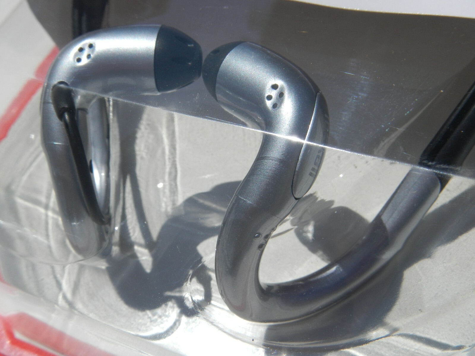 Maxell NB-HB-210 Stereo Neckband Sport Head Buds w/ Single Wire Cord