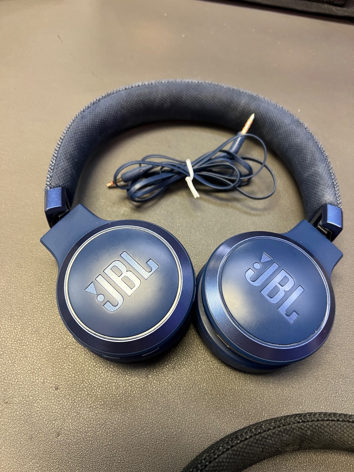 JBL LIVE 460NC headphones 3.5mm over-ear -WIRED ONLY!-LOT OF 2