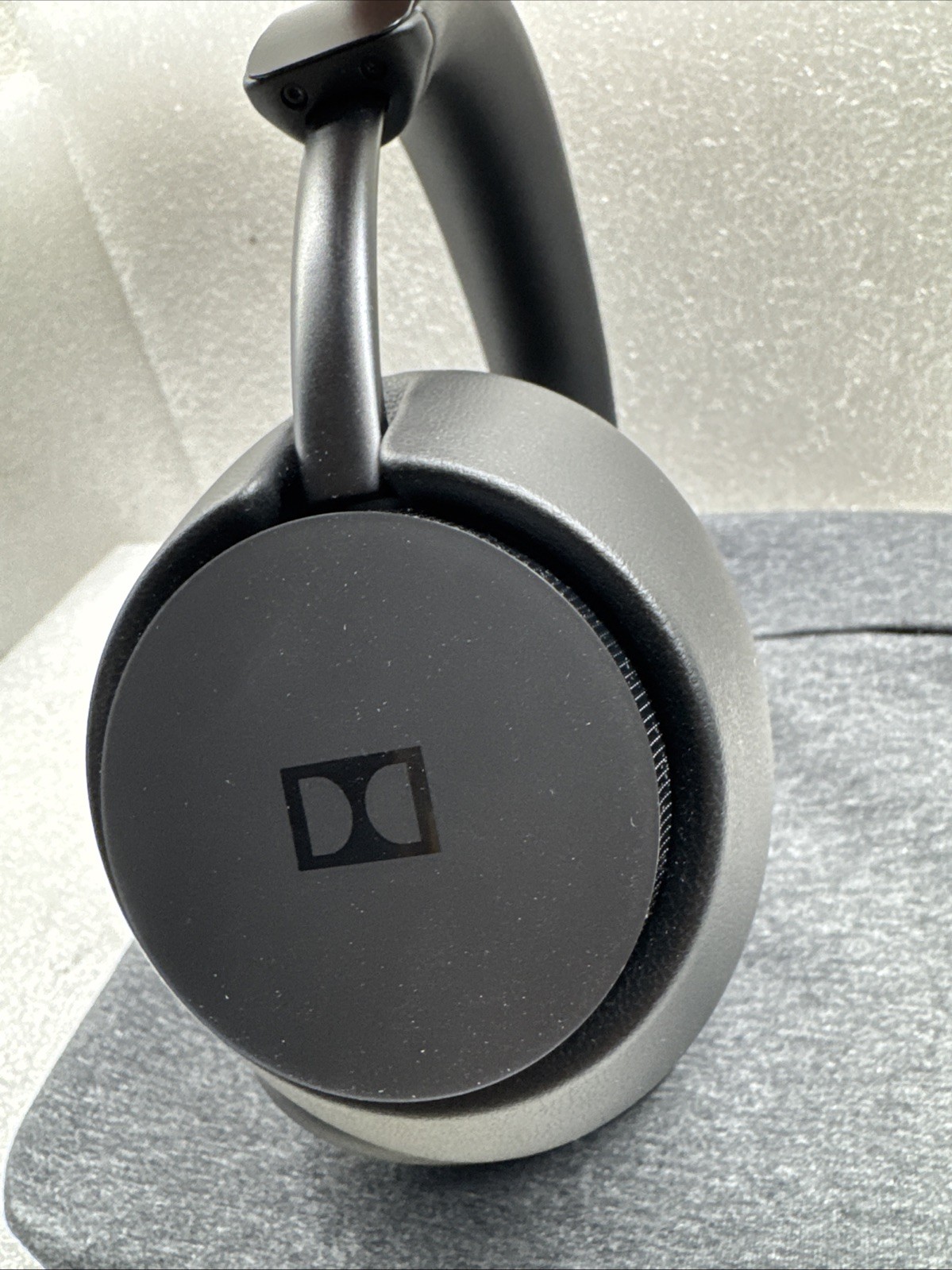 Used Dolby Dimension Wireless Headphones – Active Noise Cancellation Grade A