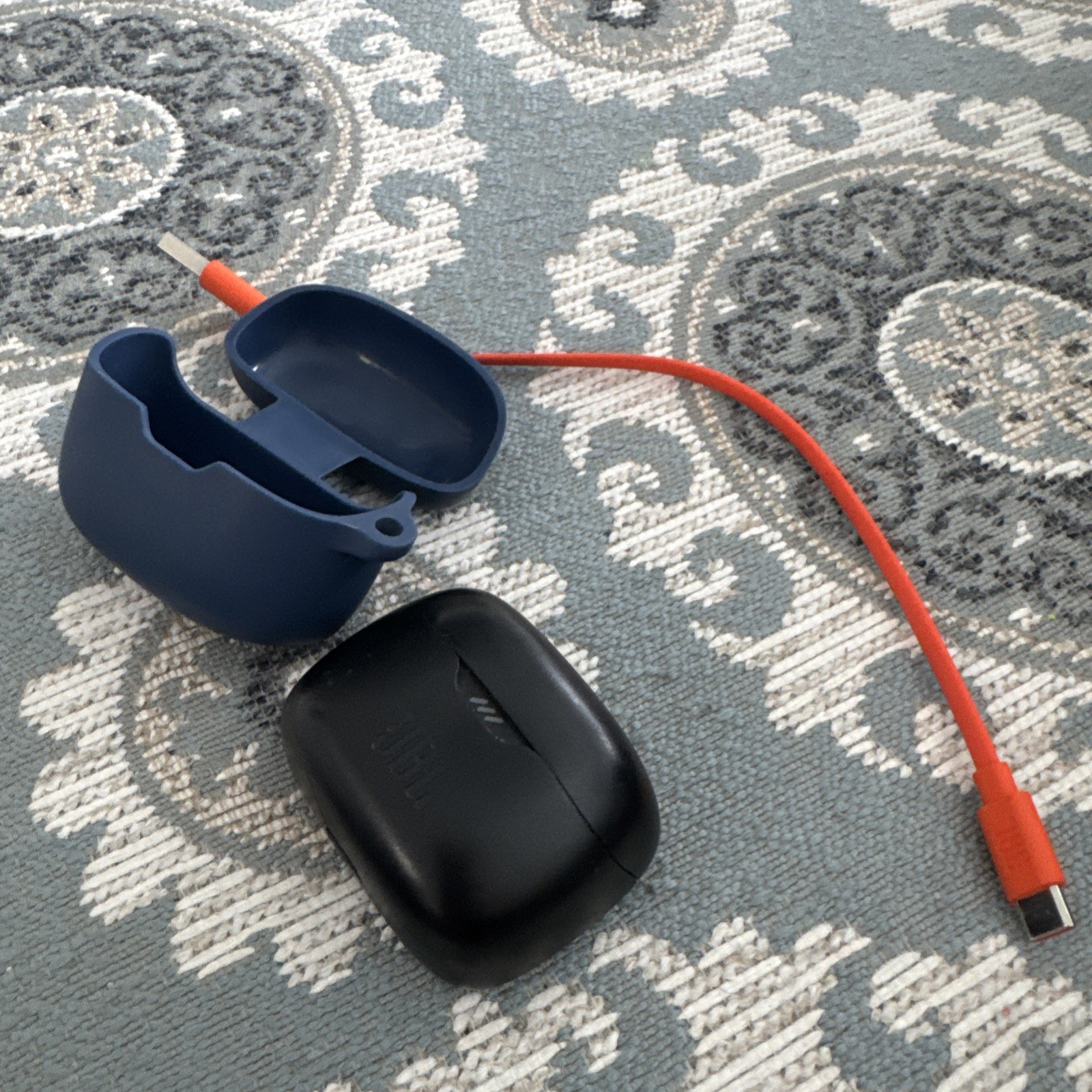JBL Tunes Earbuds