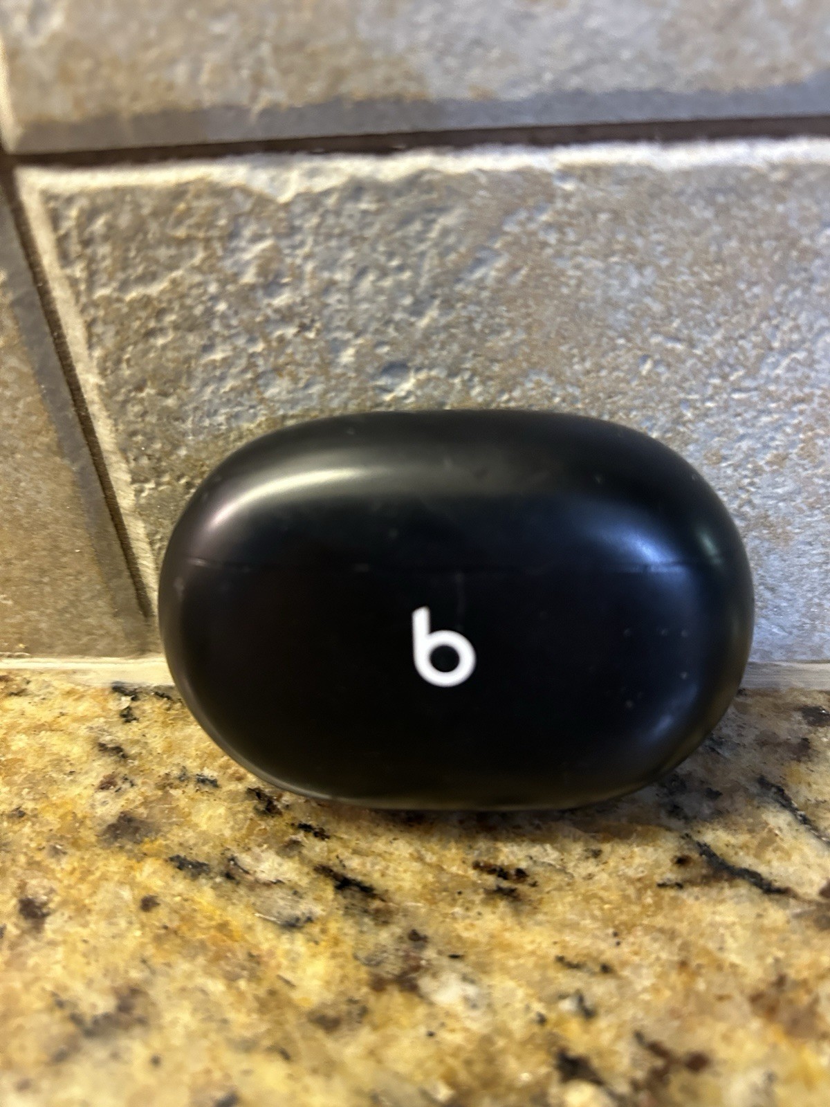 Used Beats Without Box Great Condition Studio Buds Black