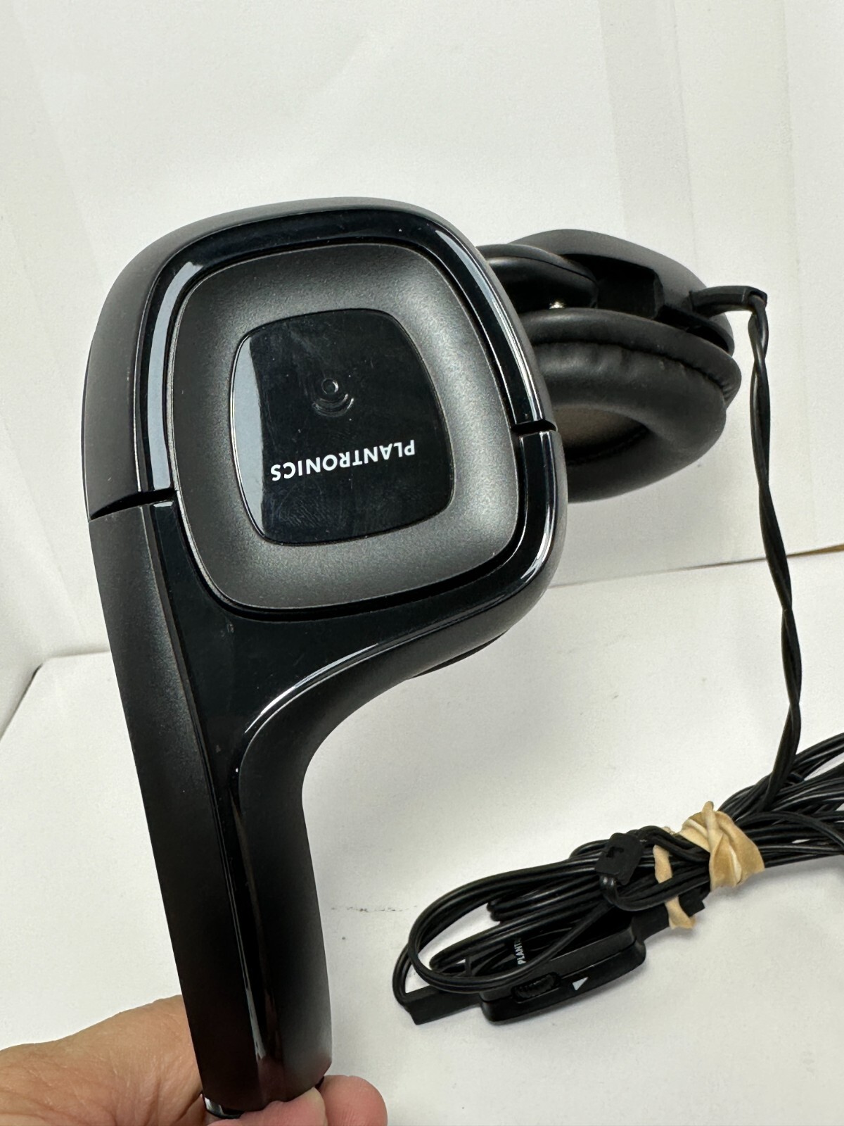 Plantronics A355 Wired Headphones with Mic Gaming Home Office