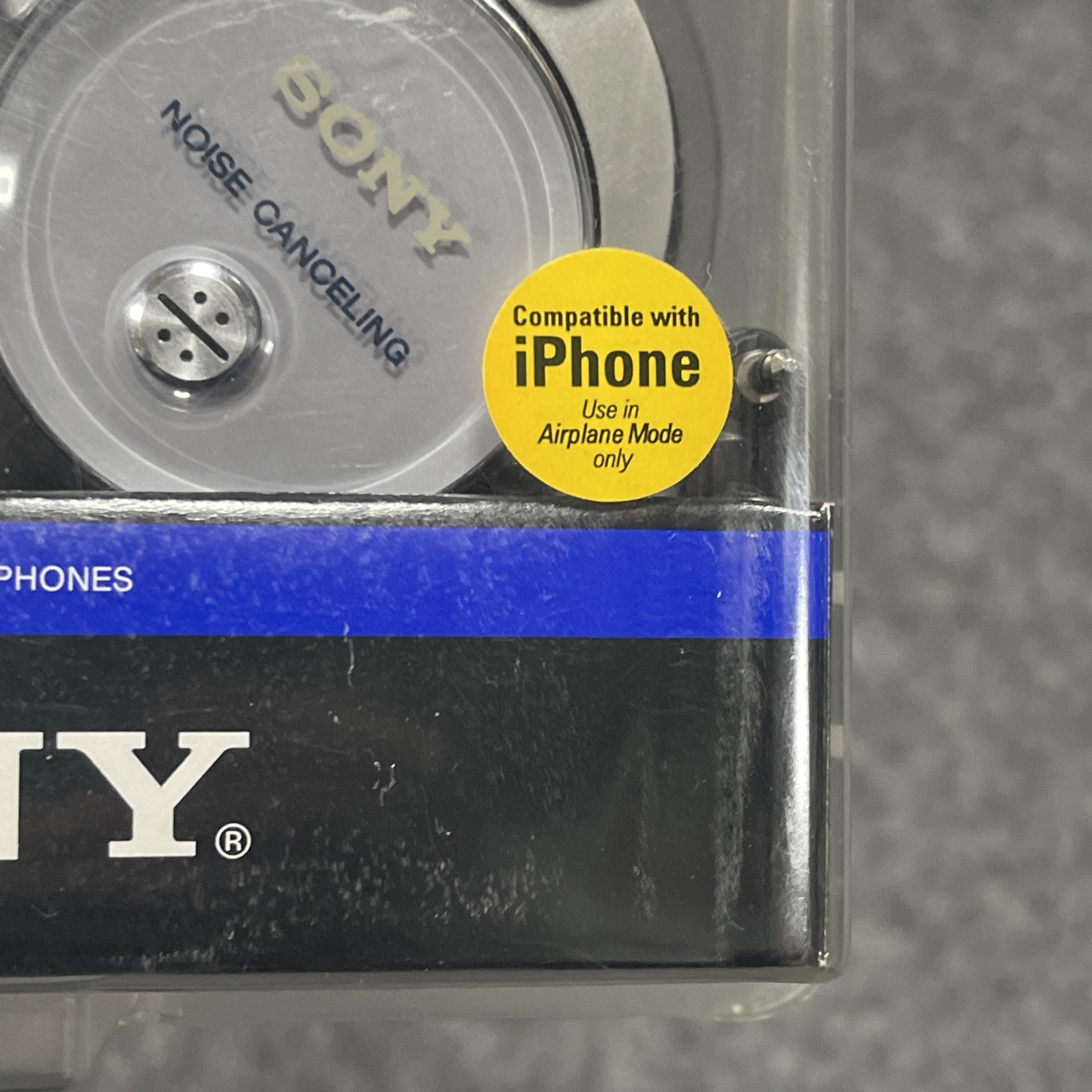 SONY MDR-NC6 NOISE CANCELLING PORTABLE AUDIO HEADPHONES SILVER 2007 NEW SEALED