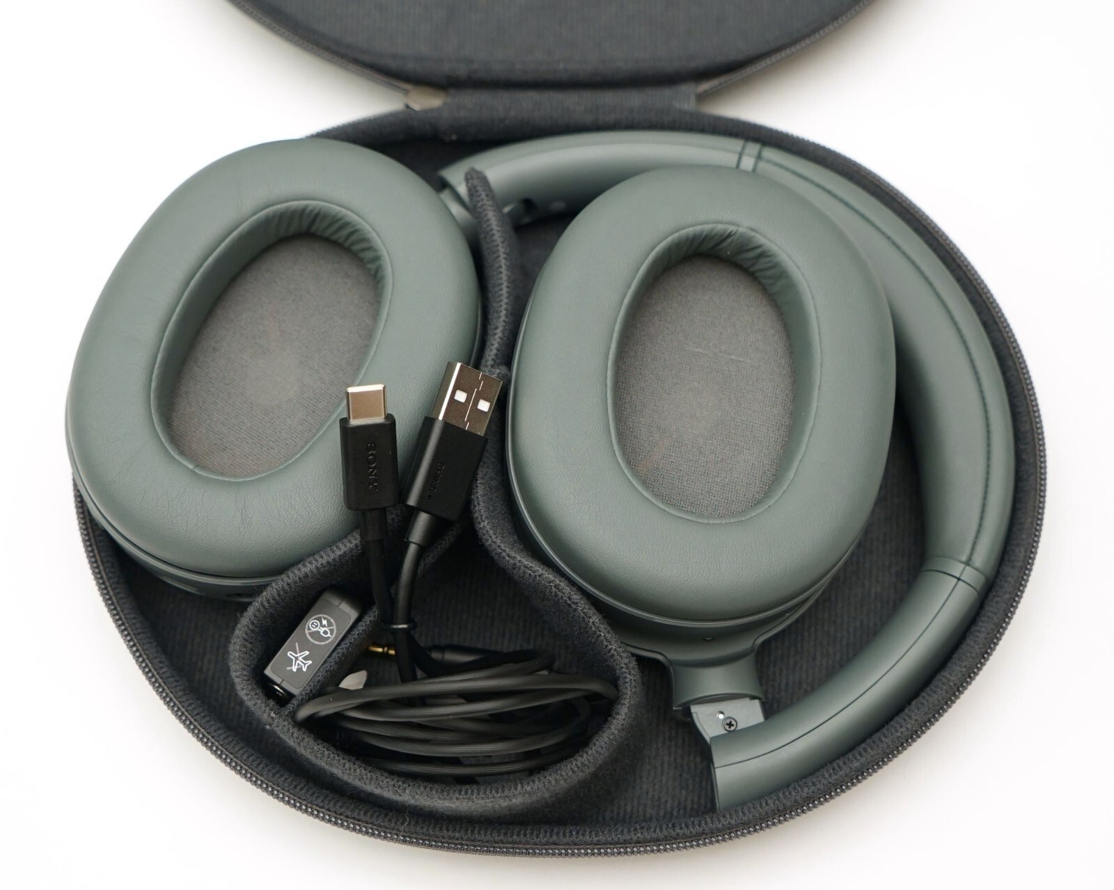 SONY WH-ULT900N Wireless Noise Canceling Headphones Bluetooth Forest GRAY
