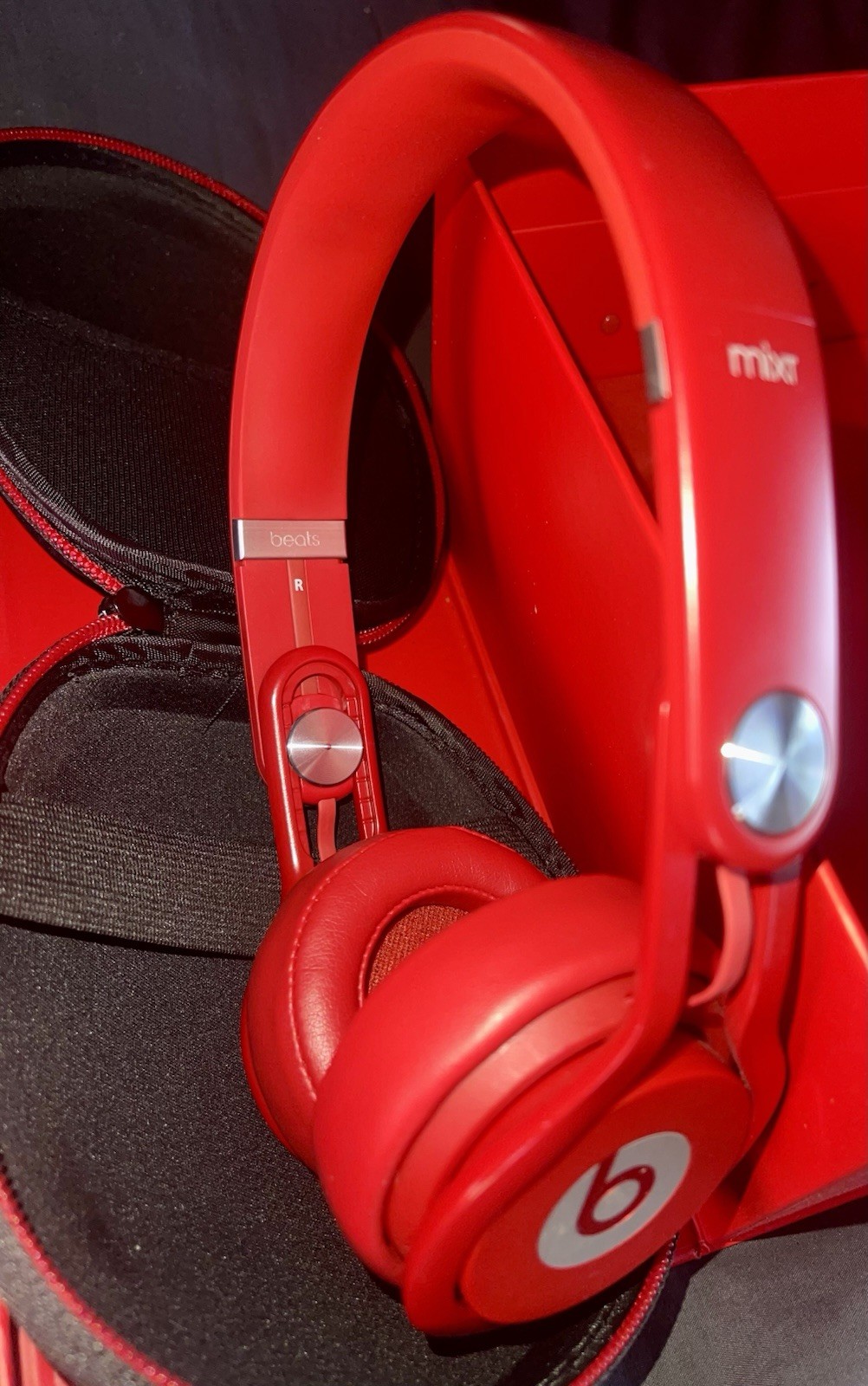 BEATS ? MIXR MIXER DJ PROFESSIONAL WIRED HEADPHONES FIRE RED ?❤️