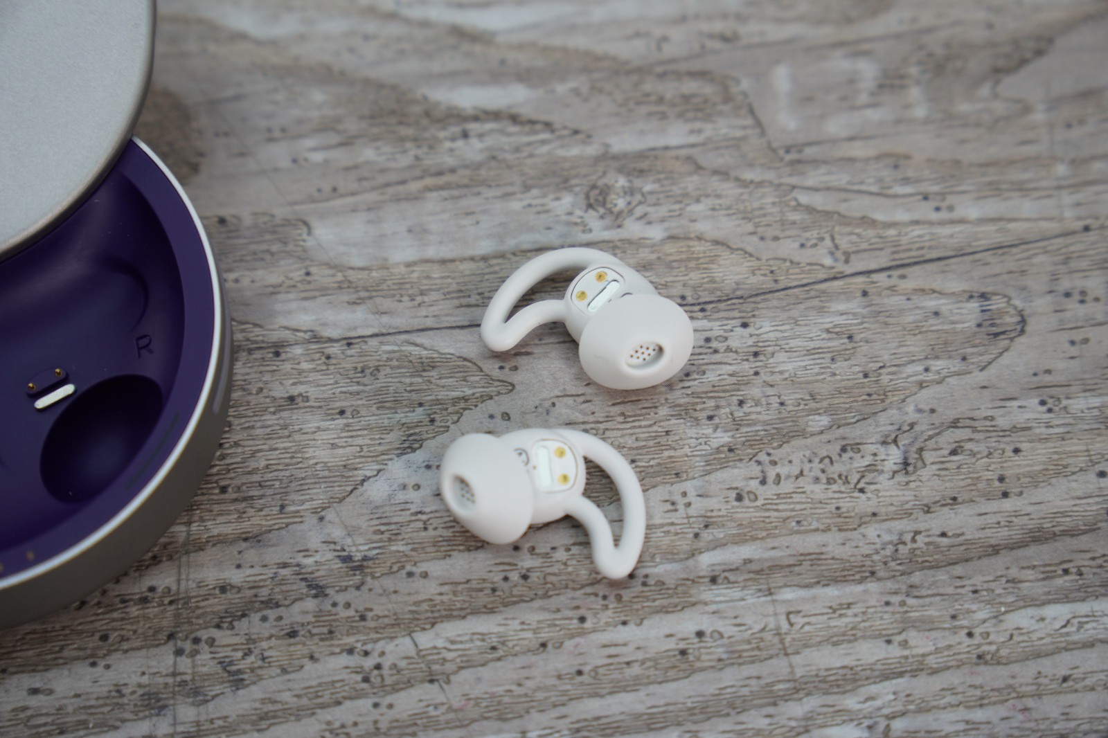 Ozlo Sleepbuds® | Comfortable Side Sleeper Headphones – RIGHT Earbud Not Working