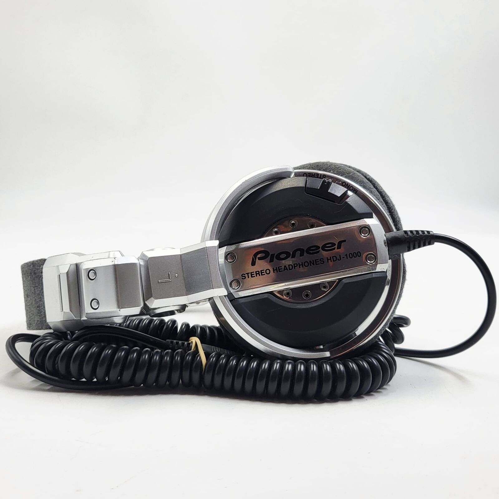 Pioneer HDJ-1000 Professional DJ Headphones – Vintage Silver