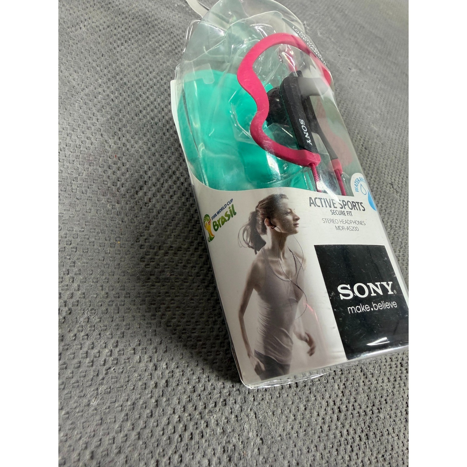 Sony MDR-AS200 Active Sports Stereo Headphones Pink Water Resistant Earbuds NEW