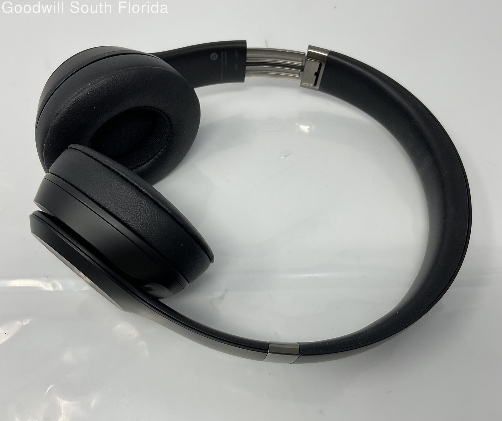 Beats By Dr. Dre Solo 4 Black Wireless On-The-Ear Headphones With Case NCL