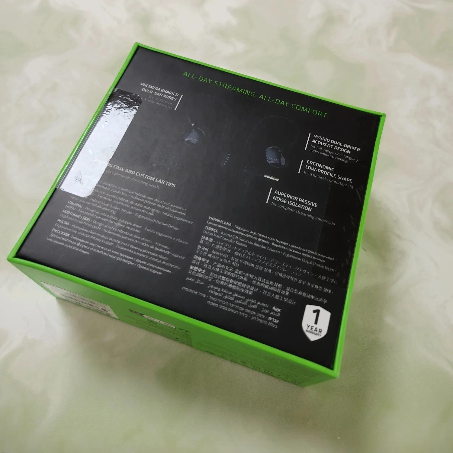 Razer Moray Ergonomic In-ear Monitor for All-day Streaming Hybrid Dual-driver A