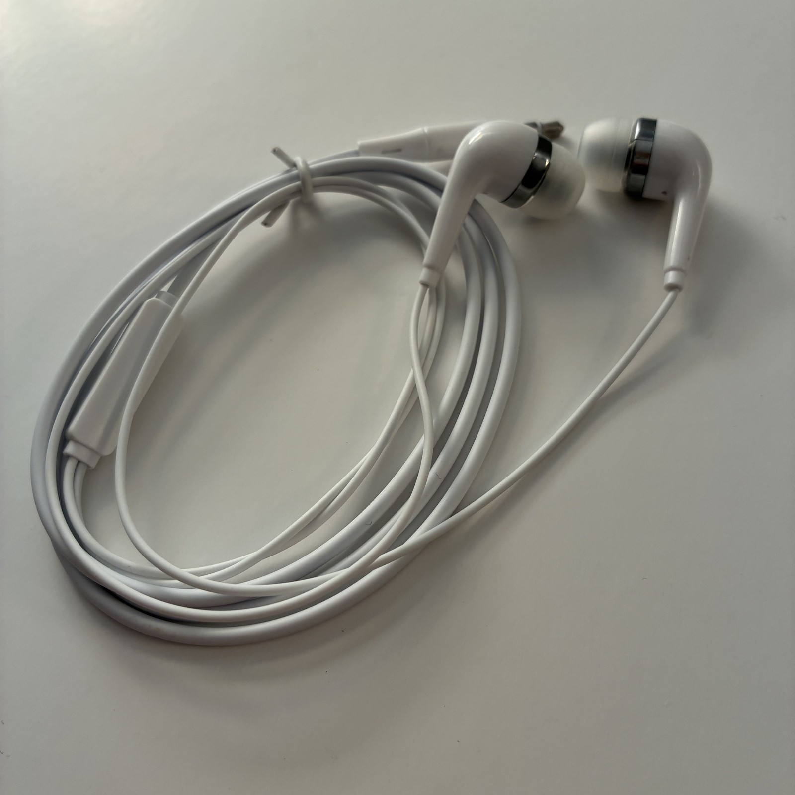 5-Pack Stereo Headphones/Earbuds for iPod/iPhone/iPad/Zune MP3 Player 3.5mm Jack