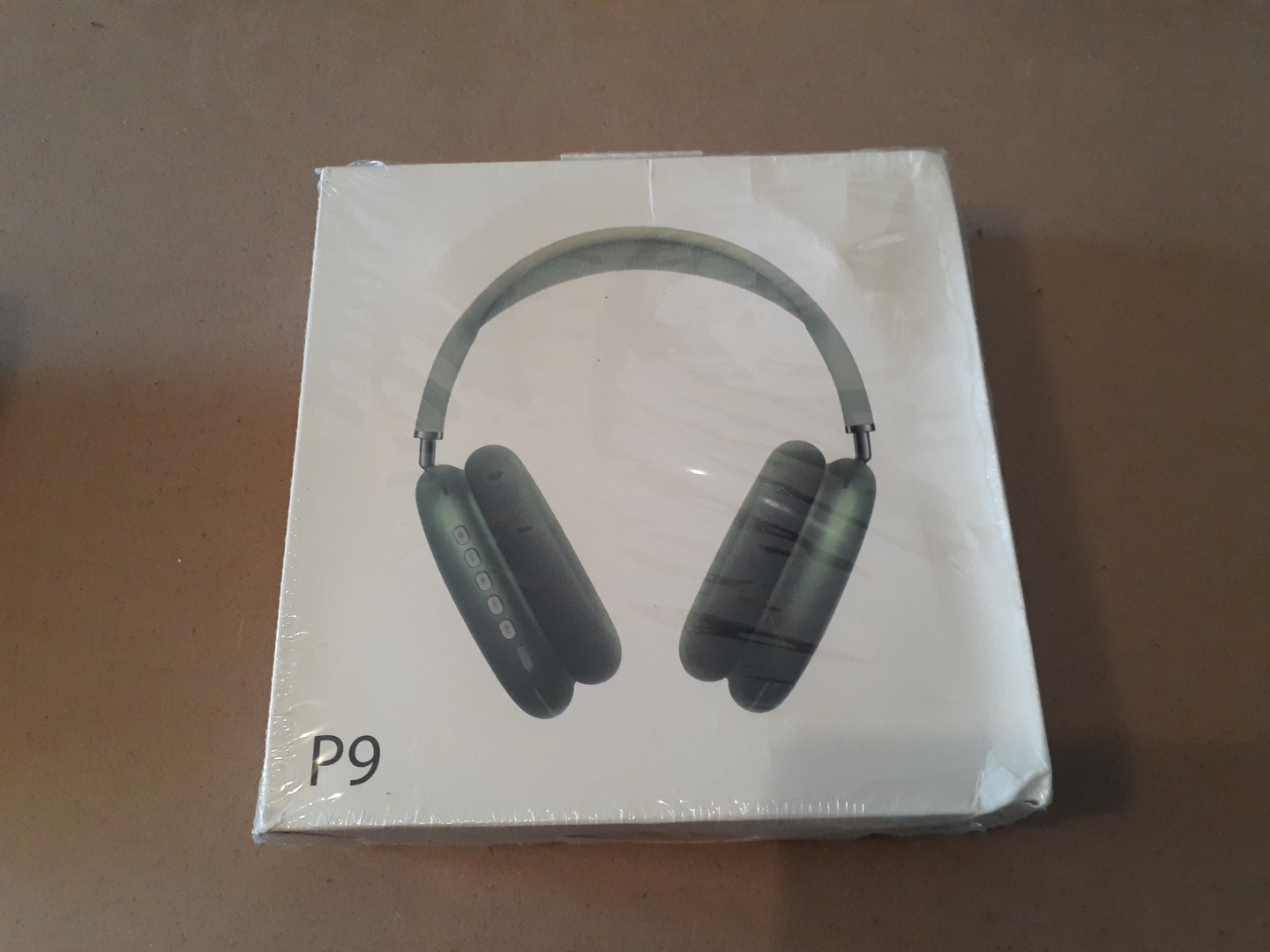 New P9 Wireless Bluetooth Noise Canceling Headphones W/Microphone – Green