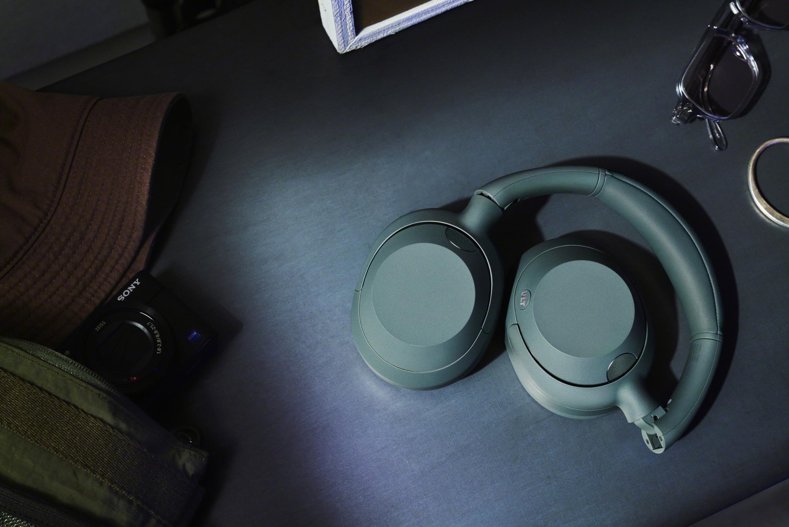 Sony ULT WEAR 900N Wireless Noise Canceling Bluetooth Headphones – Forest Gray