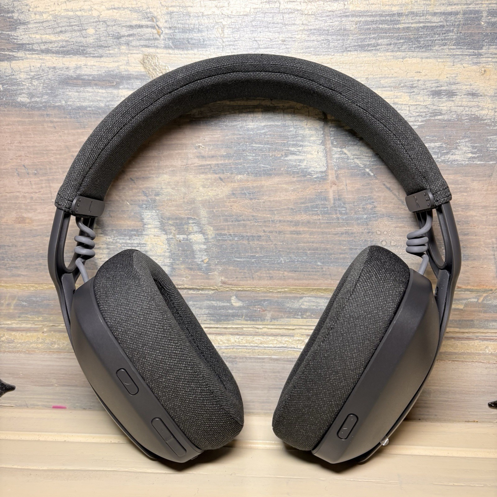 Logitech Zone Vibe 125 Bluetooth Headphones With Foldable Microphone EUC
