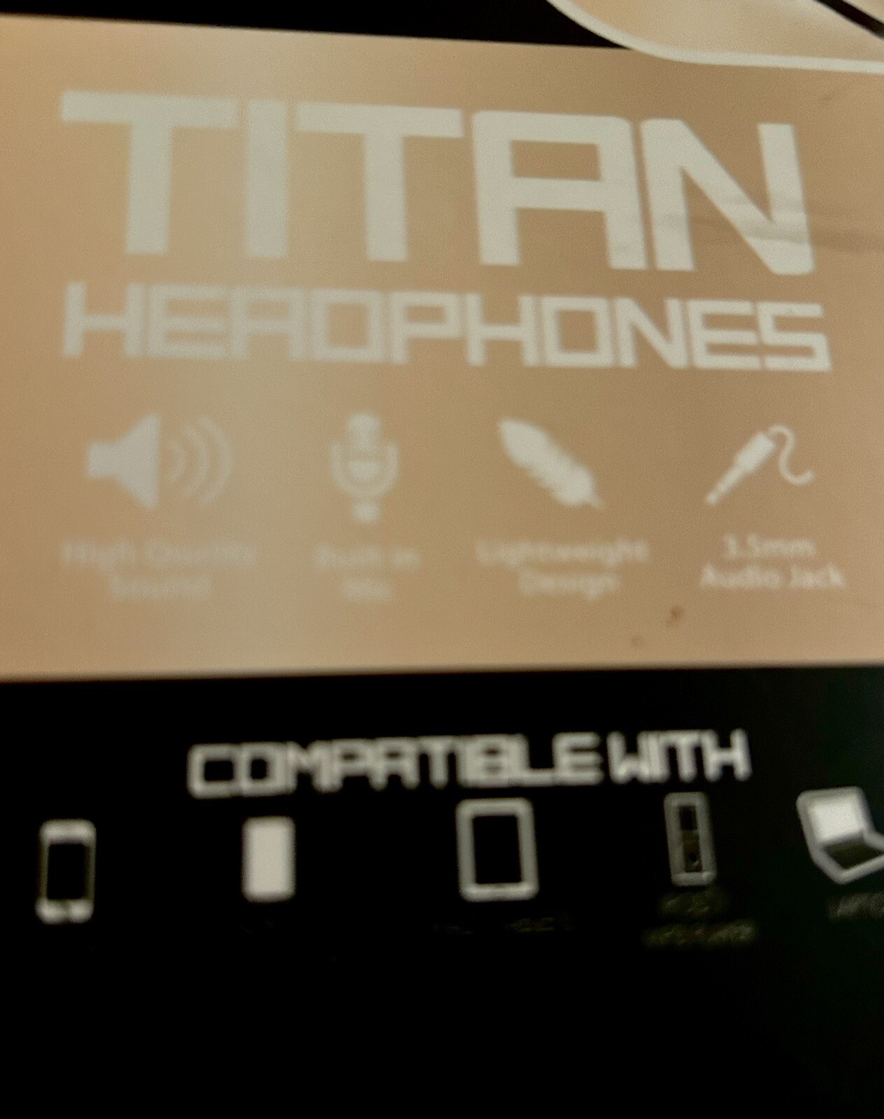 Titan Headphones 3.5mm Audio Jack – Bass Jaxx – Pink