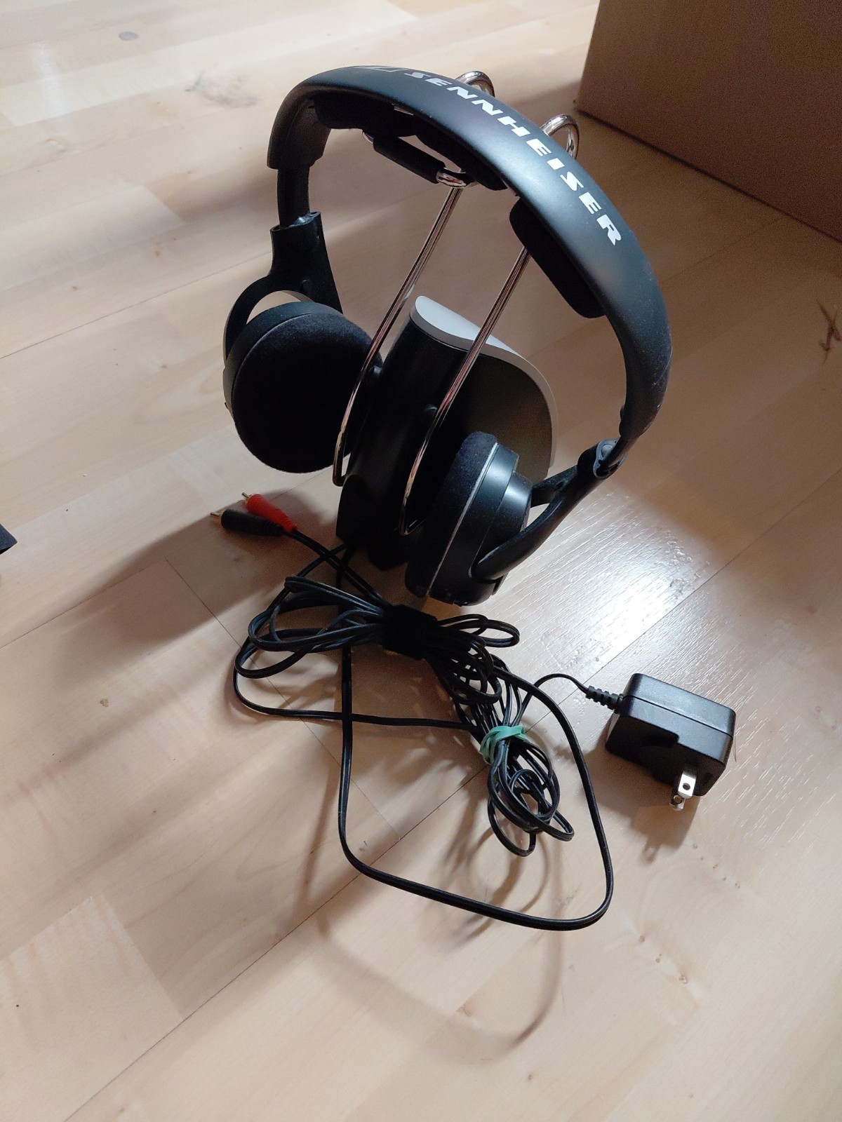 Sennheiser TR 120 Wireless Headphones HDR 120 Charging Stand Works