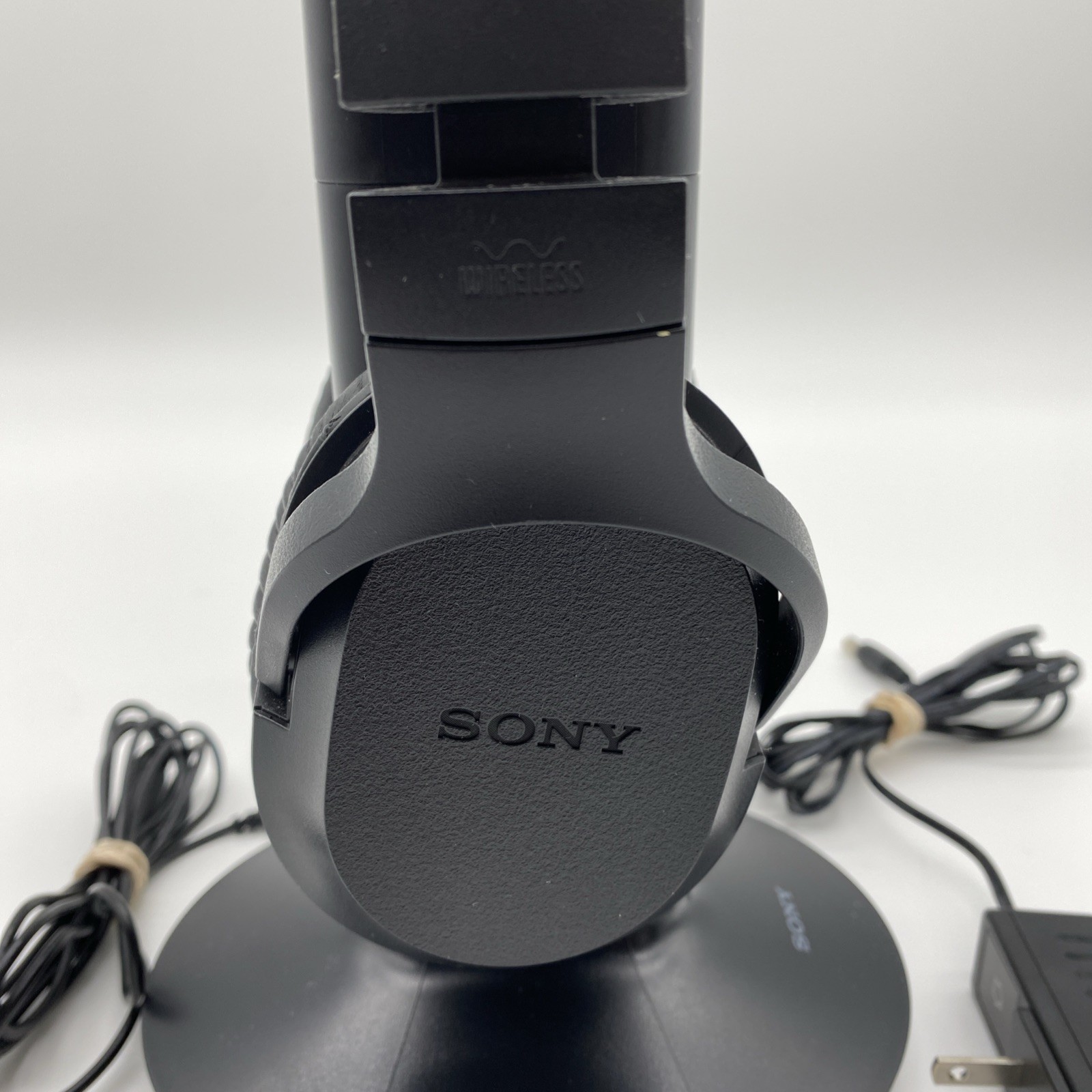 Sony WH-RF400R Over the Ear Headset w/ TMR-RF400 Charging Base Tested Working