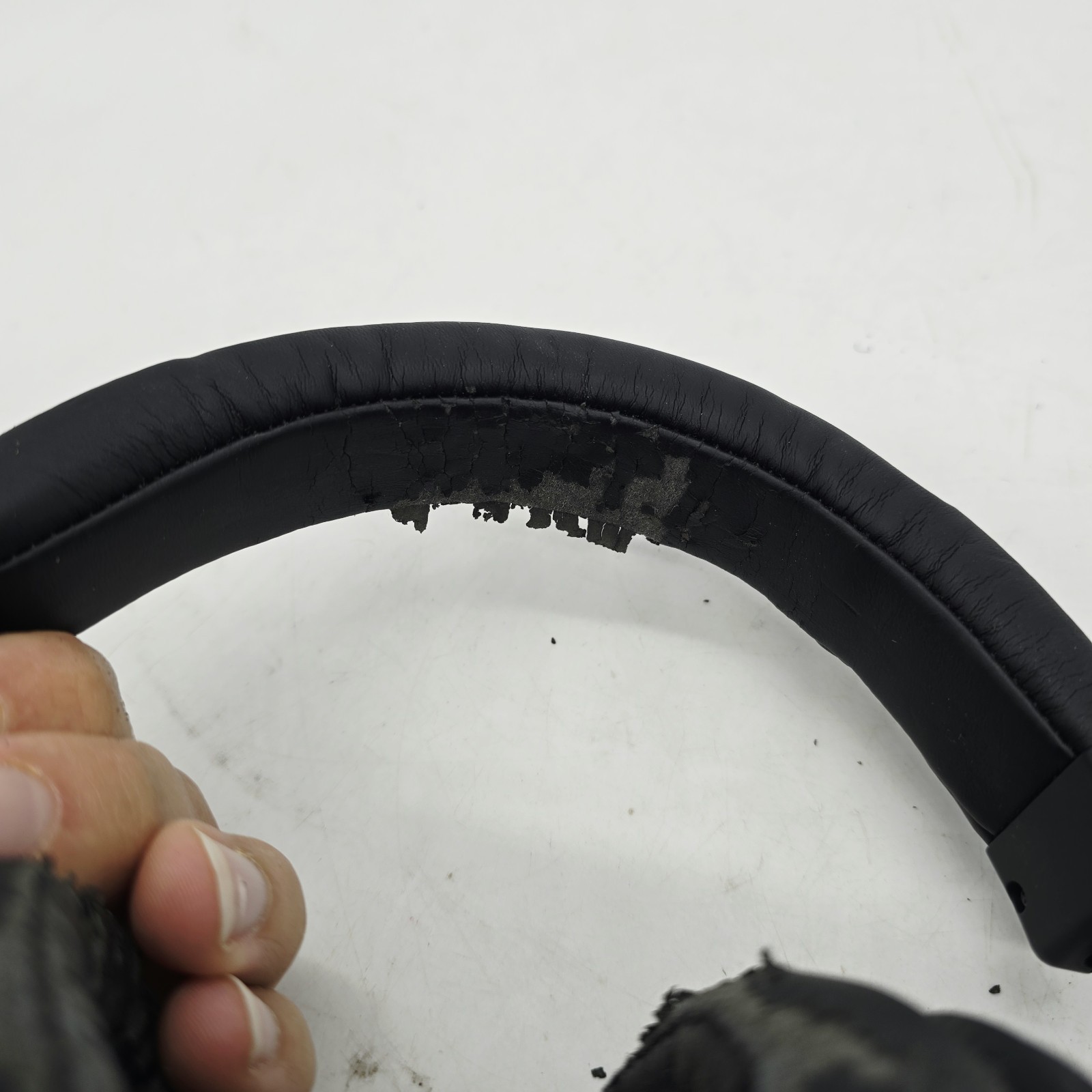 Audio-Technica Headphones ATH-WS1100 Solid Bass Hi-Res Over-Ear Wired Tested