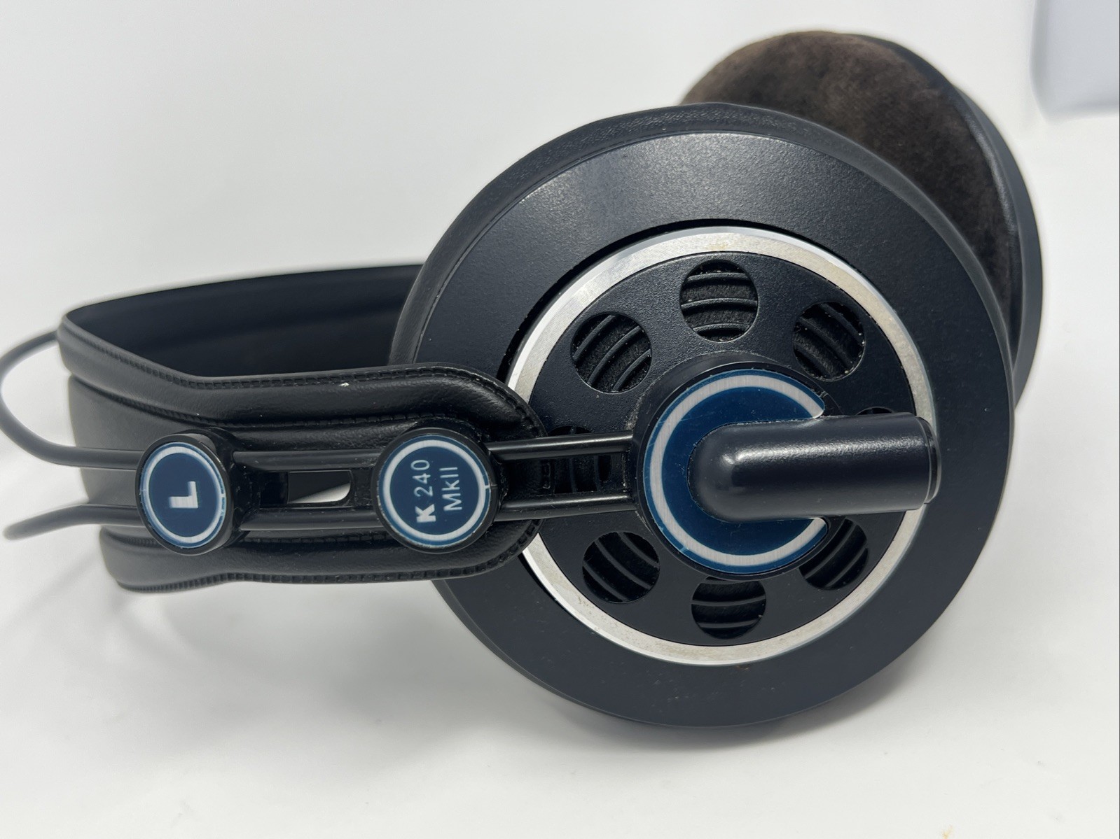 AKG K240 MKII Over the Ear Headphones Studio Headphones Audiophile Tested