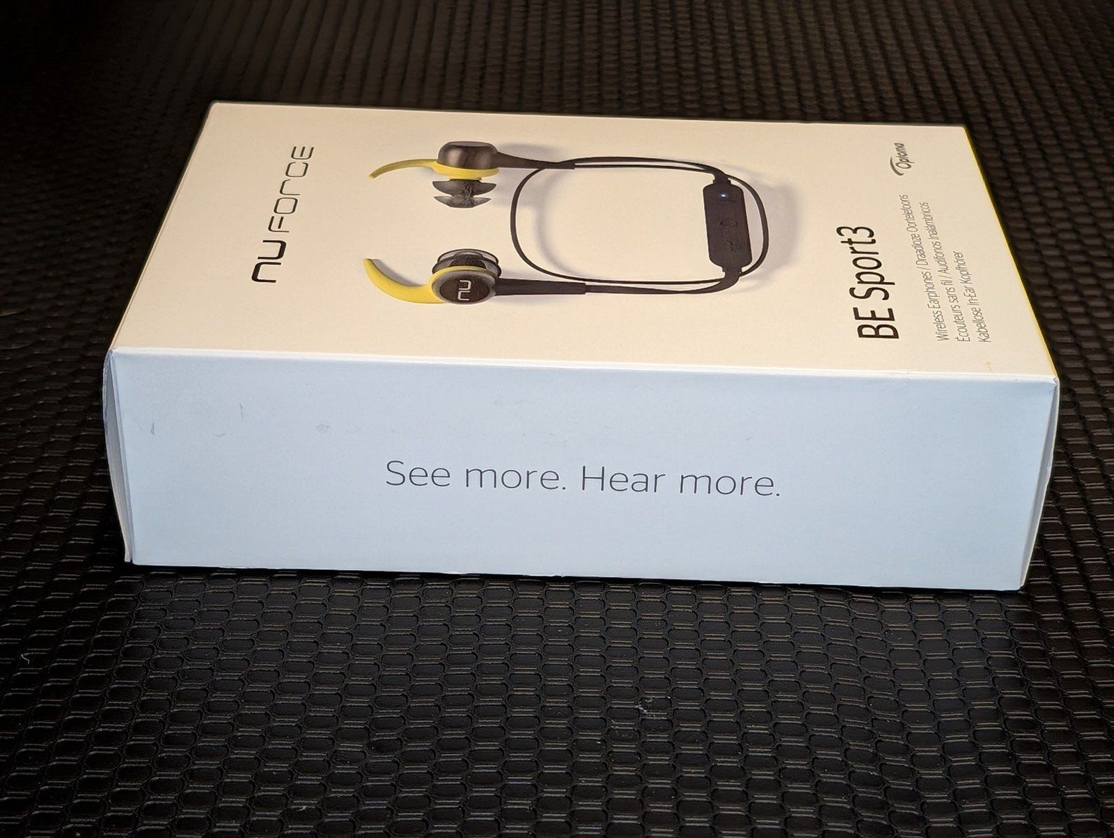NuForce Optoma BE Sport3 BESPORT3-GUNMETAL Wireless Bluetooth in-Ear Headphones