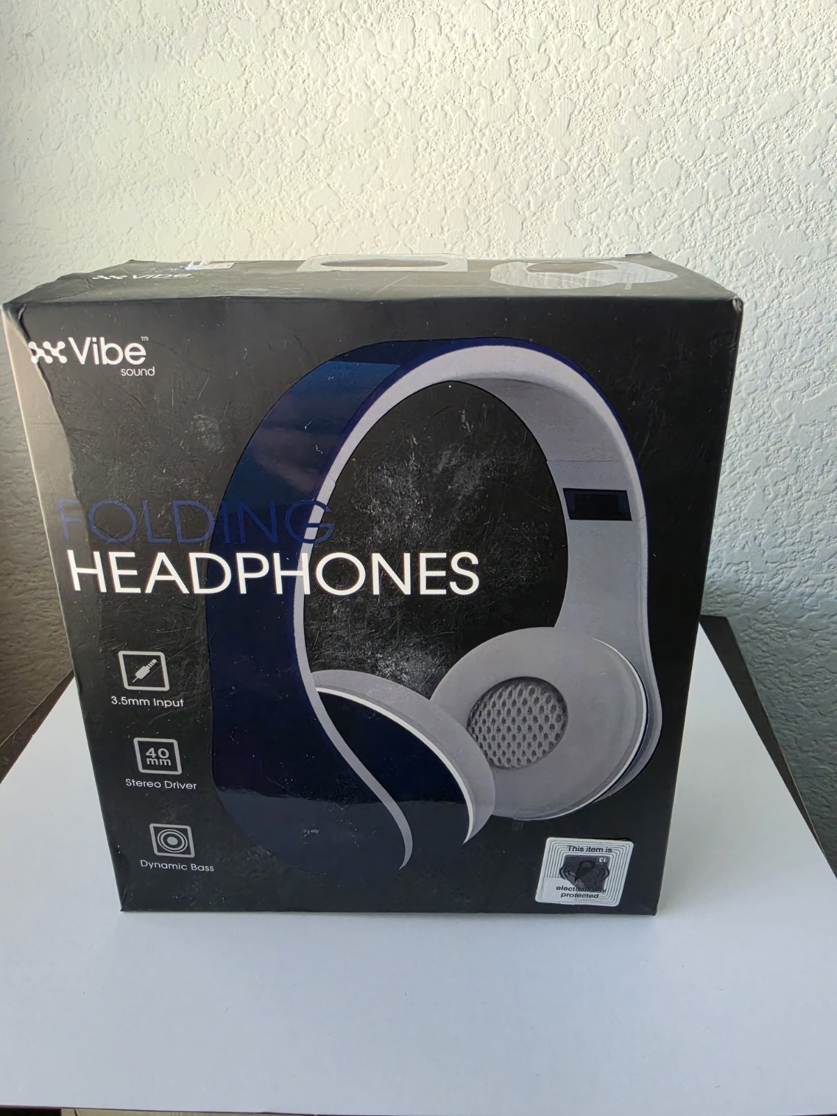 NEW IN BOX NAVY BLUE FOLDING HEADPHONES 3.5MM INPUT STEREO DRIVER DYNAMIC BASS