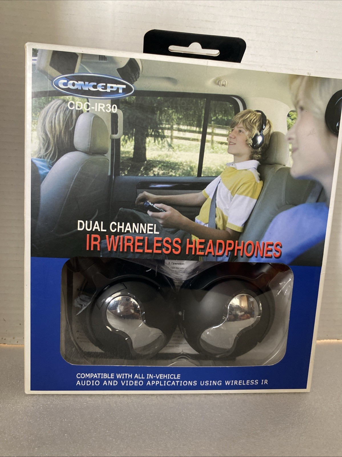 Concept Wireless Headphones CDC-IR30 IR Compatible with all in-vehicle Video