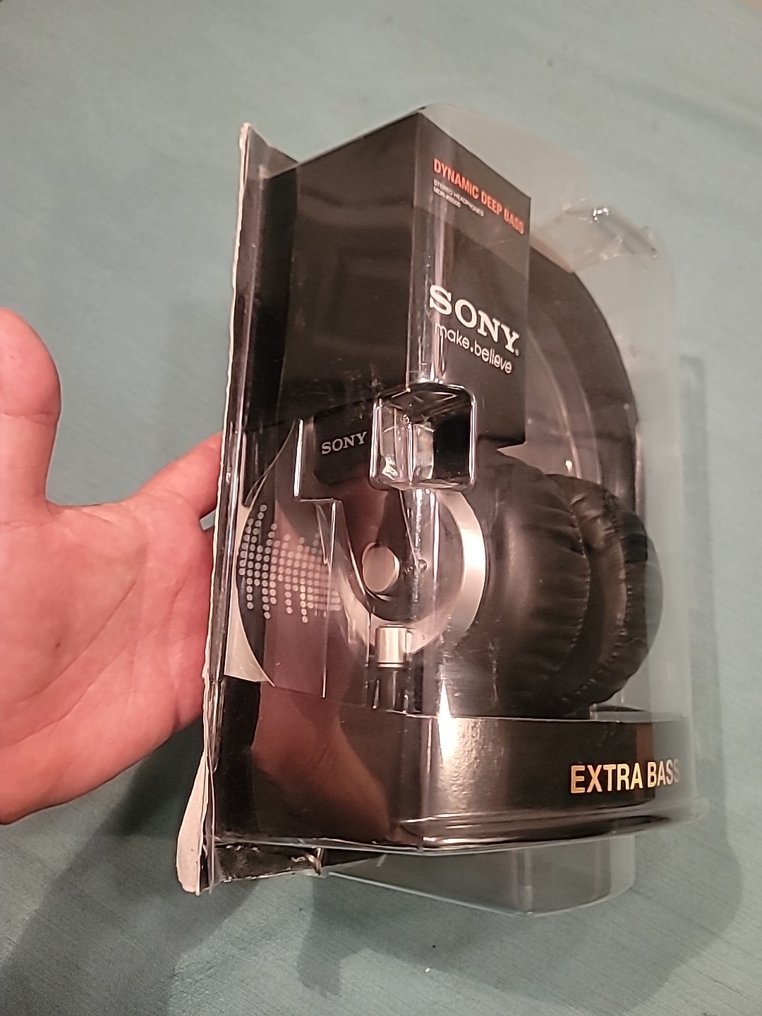 SONY MDRXB500 Headphones – 40mm Driver: MDR-XB500