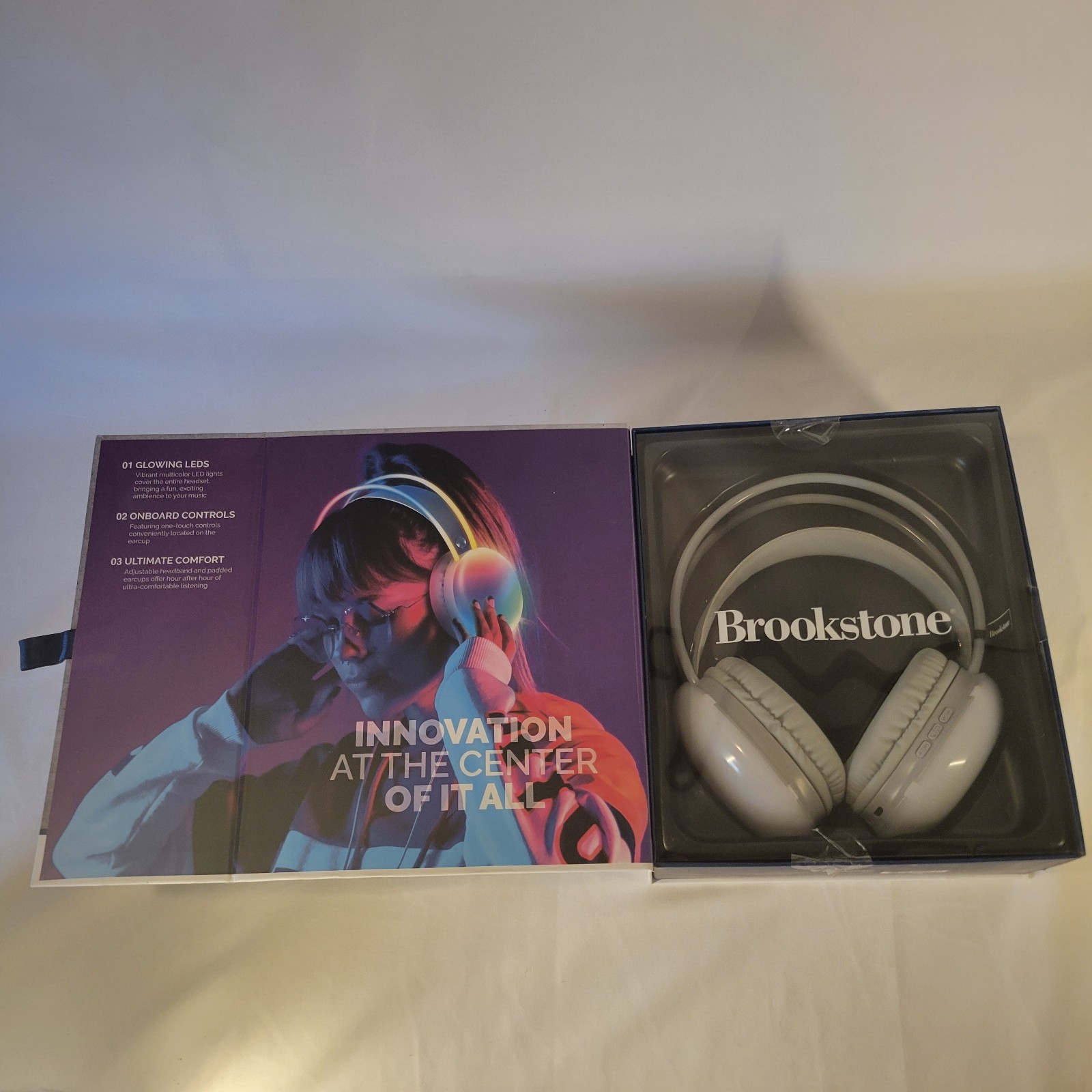 Brookstone Freestyle Glow Wireless LED Headphones Bluetooth Over-Ear White