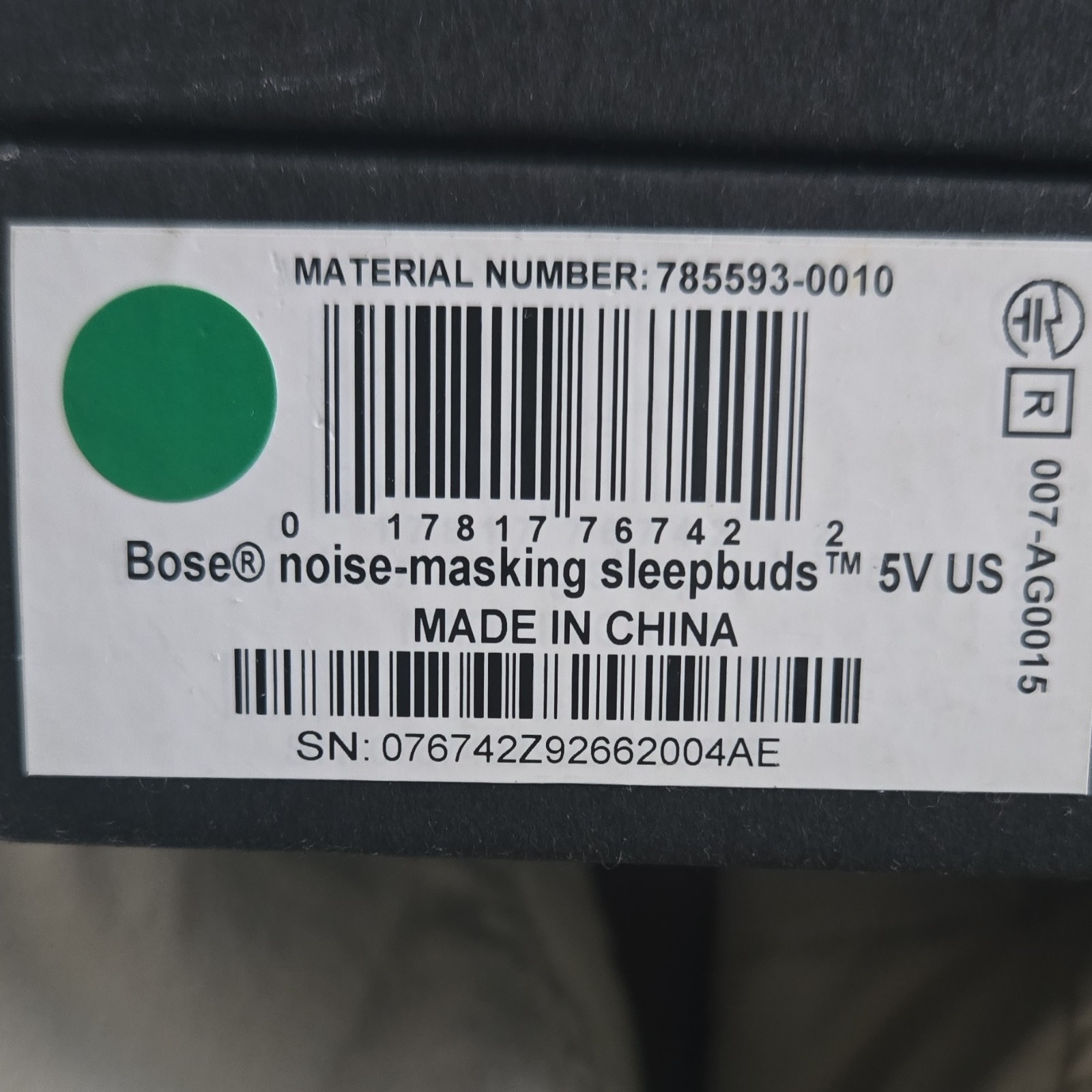 Bose Noise-Masking Sleepbuds In-Ear Earbuds w/ Charging Case Silver/White