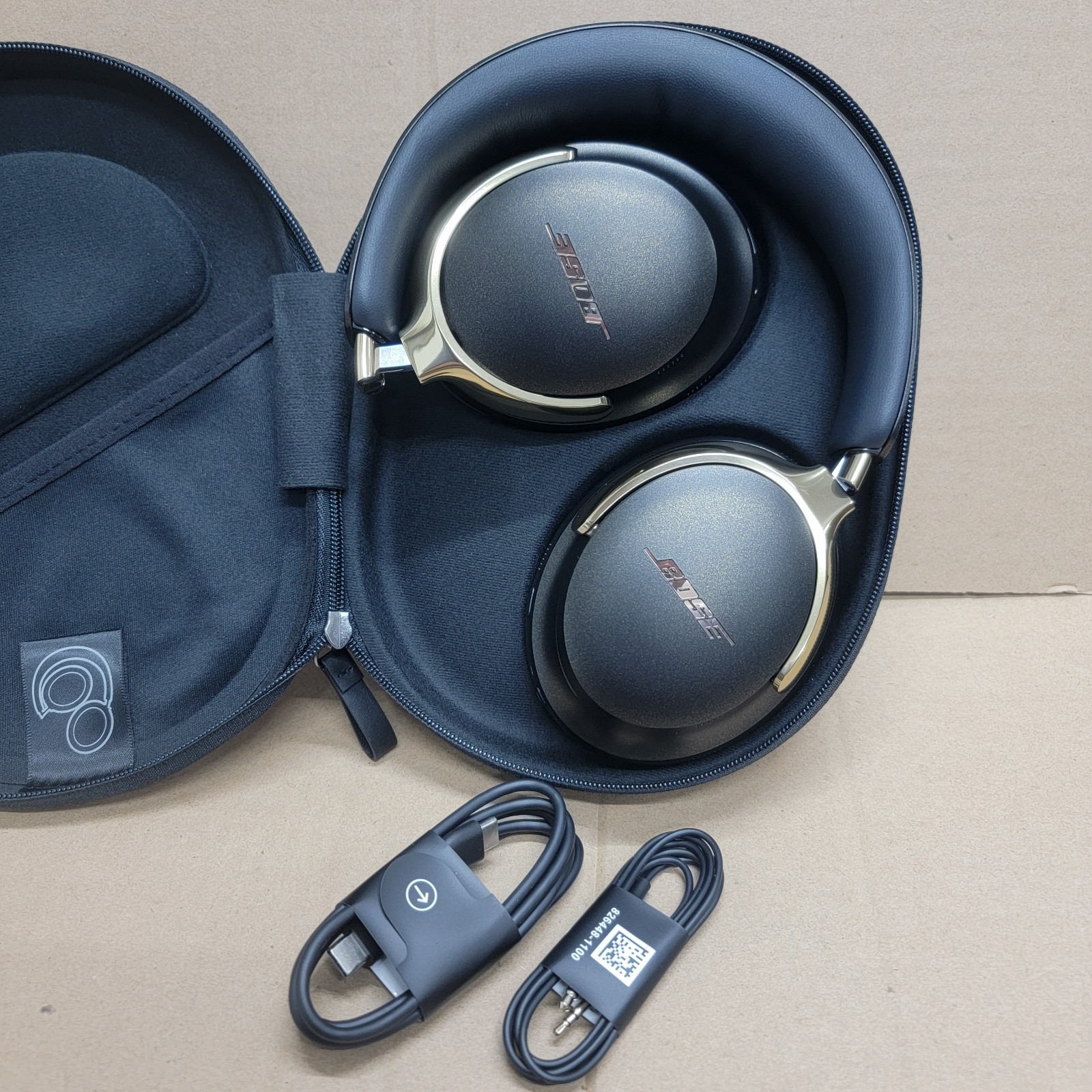Bose QuietComfort Ultra Bluetooth Headphones (2nd Gen) Wireless Headphones Gold
