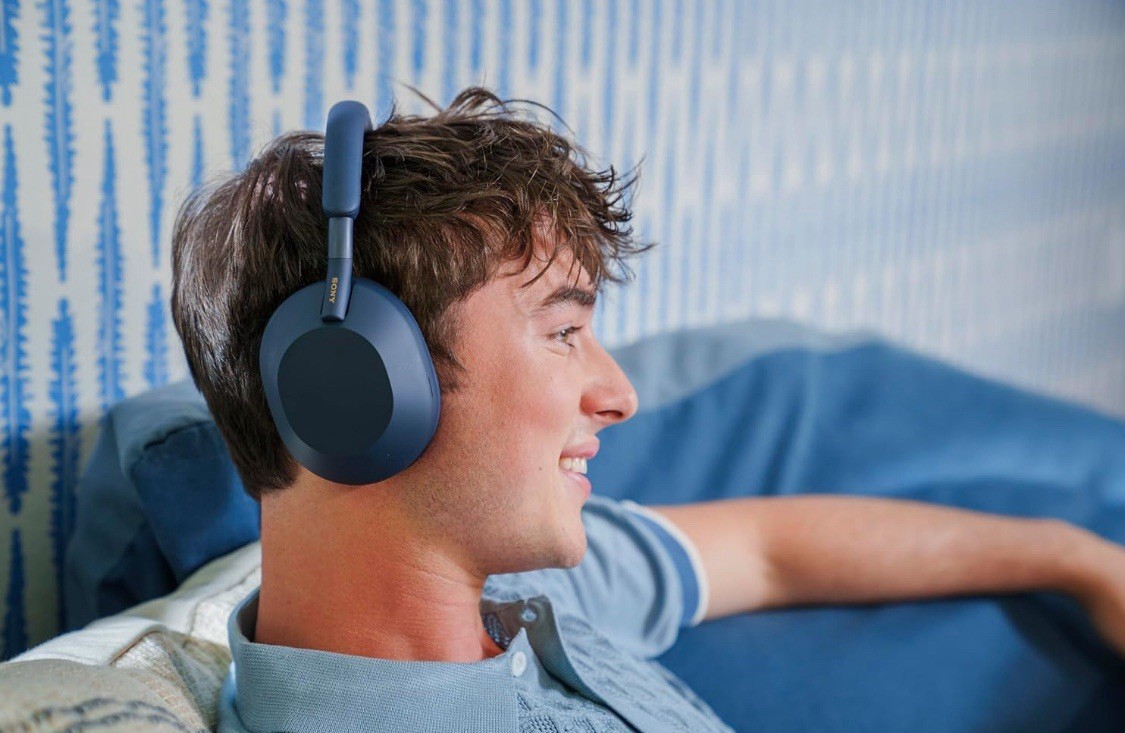 (NEW) Sony WH-1000XM5 Bluetooth Powerful Noise Canceling Headphones 30hr Charge