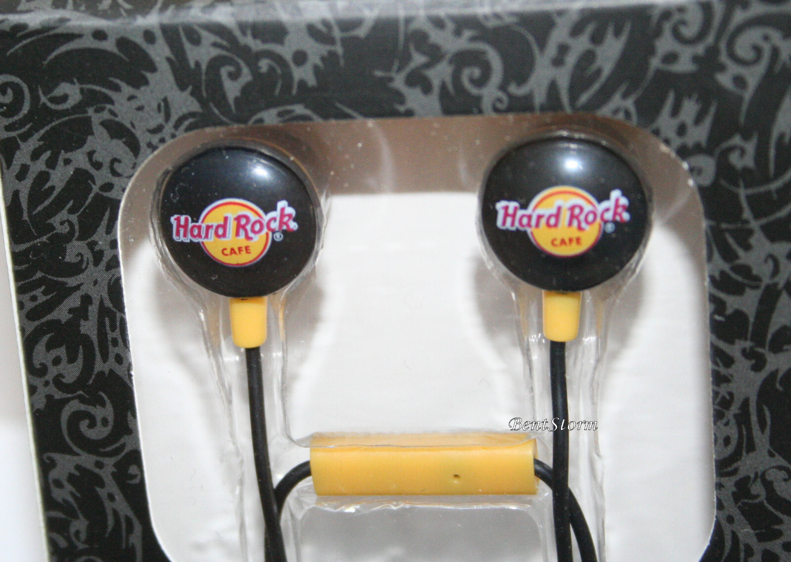 Hardrock Cafe LOGO in ear Earbuds Headphones Black Yellow S M L Cushions NEW