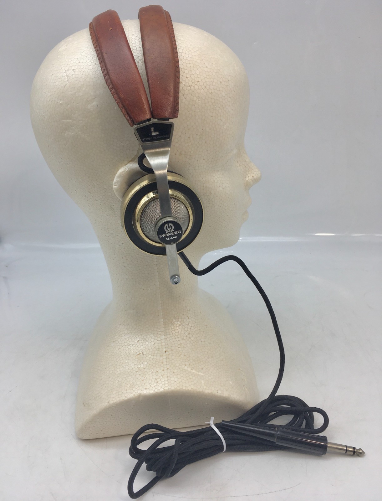 Pioneer SE-L40 Vintage Stereo Headphones Brass & Leather Tested With Case